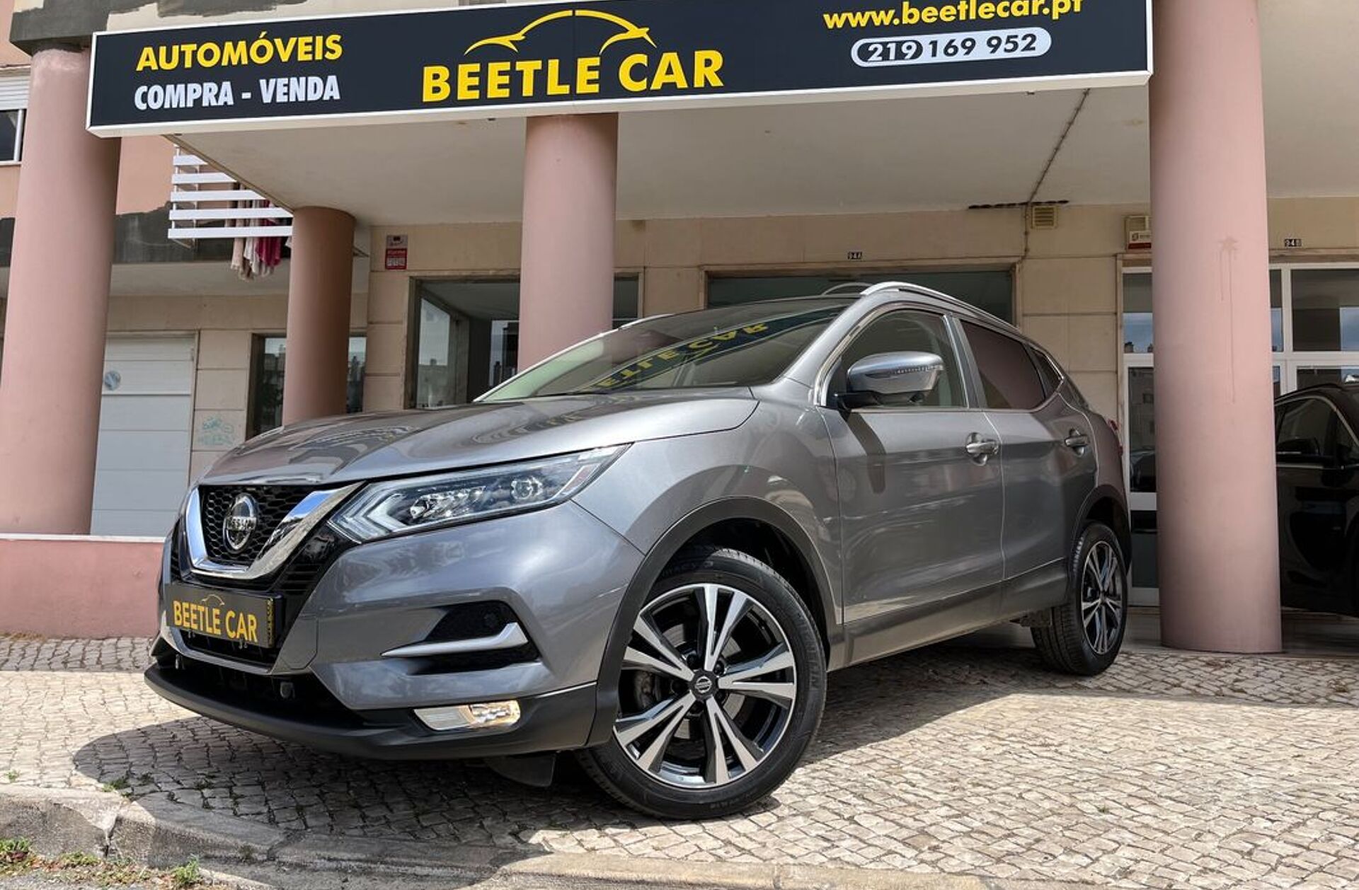 NISSAN Qashqai 1.5 dCi N-Connecta J18