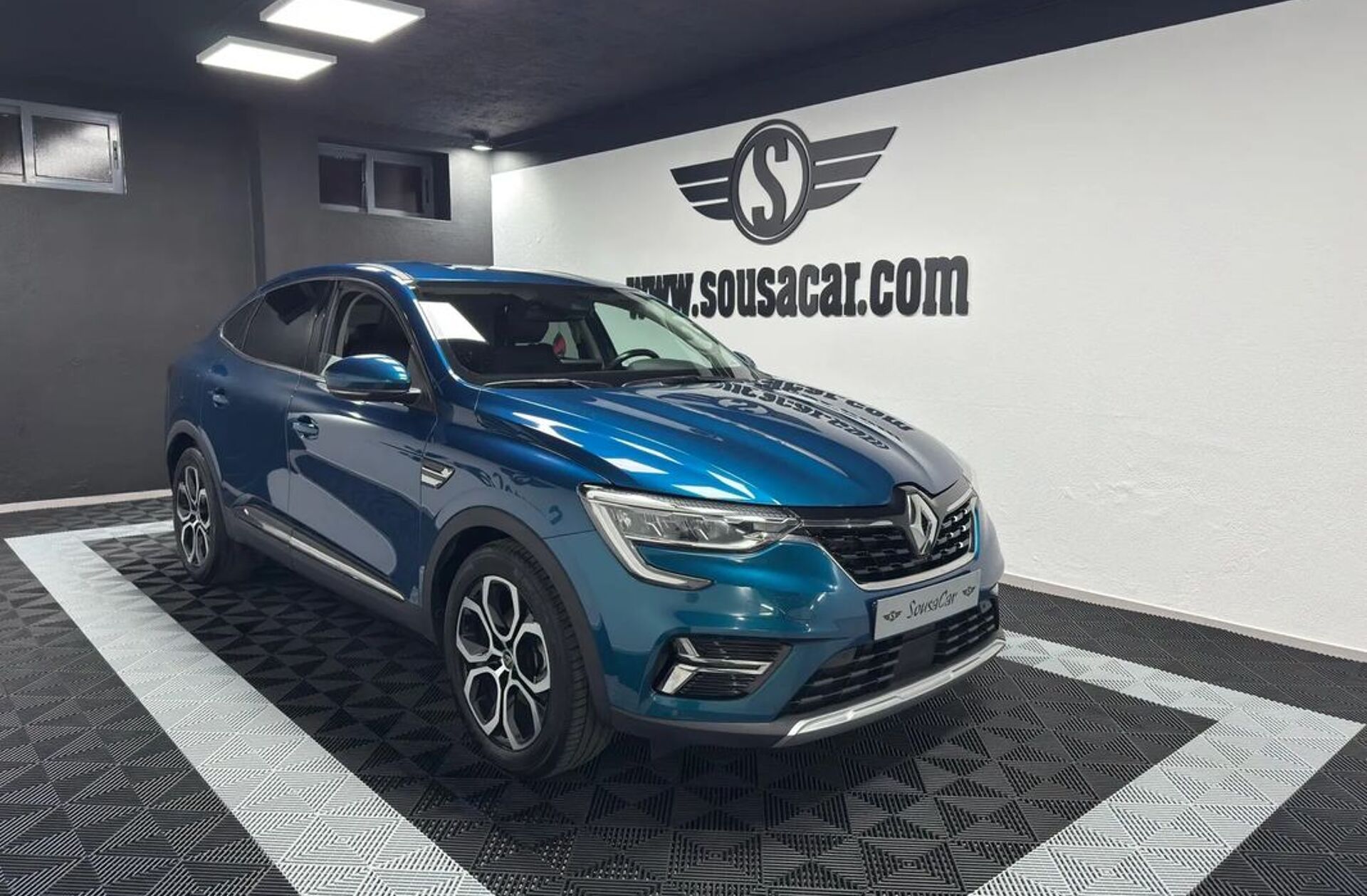 RENAULT Arkana 1.6 E-Tech Intens