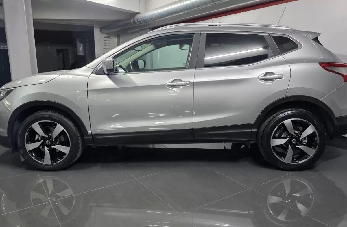 NISSAN Qashqai 1.6 dCi N-Connecta Xtronic