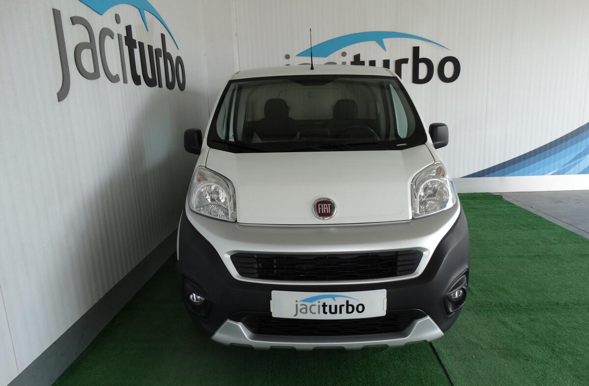 FIAT Fiorino 1.3 M-jet Adventure com 1GD