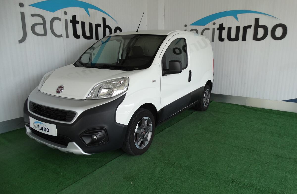 FIAT Fiorino 1.3 M-jet Adventure com 1GD