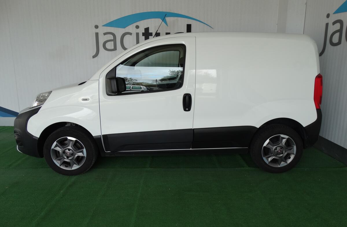 FIAT Fiorino 1.3 M-jet Adventure com 1GD