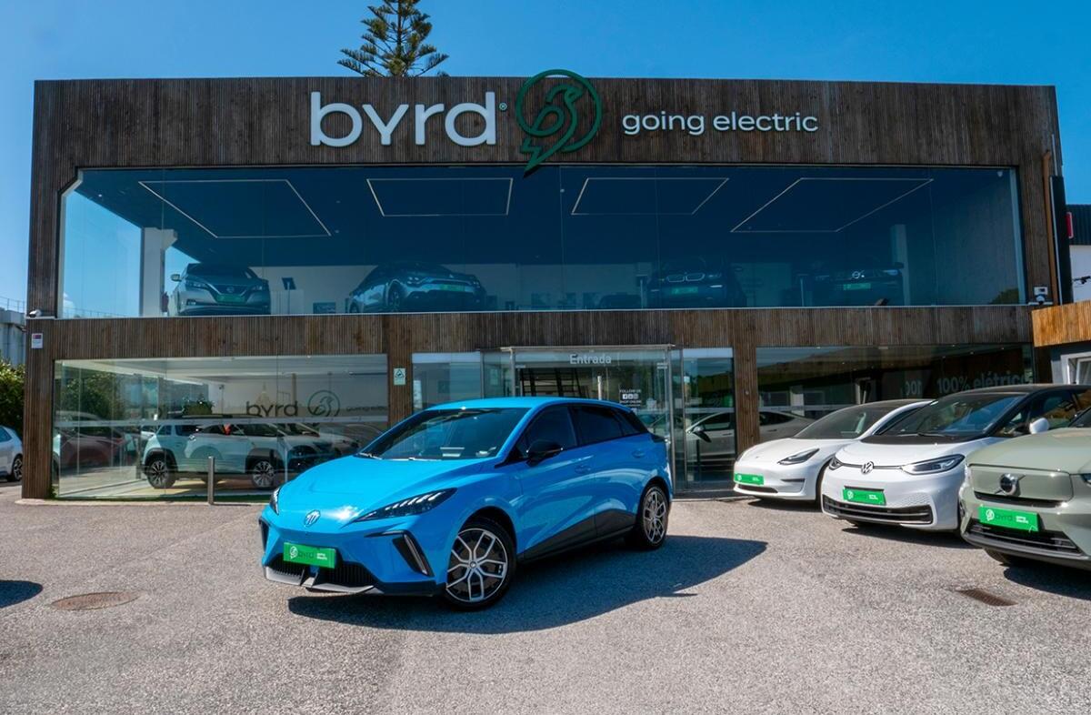 MG MG4 64 kWh Luxury