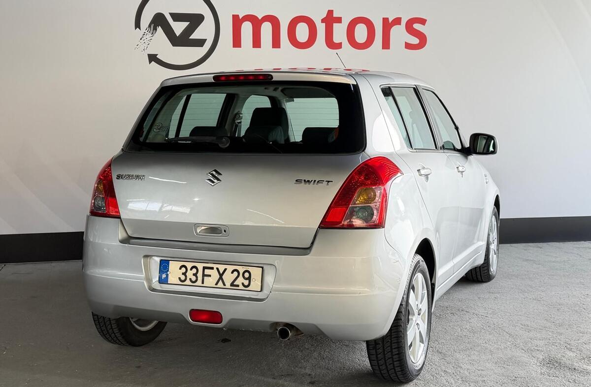 SUZUKI Swift 1.3 DDiS GLX