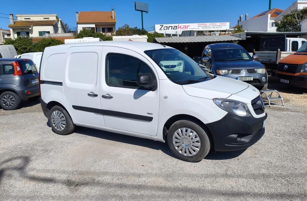 MERCEDES Citan 108 CDi/23 Compacto