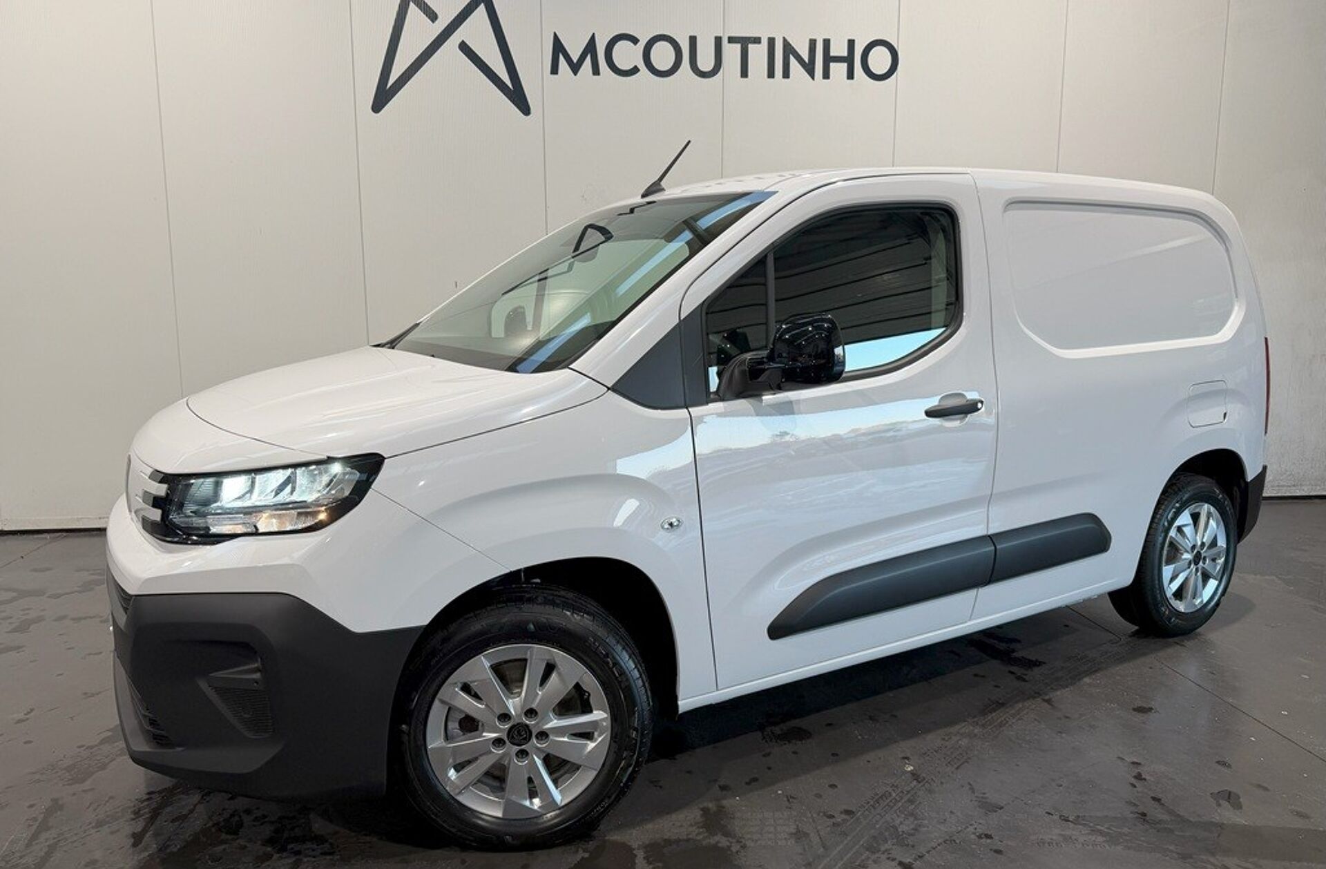 PEUGEOT Partner 1.5 BlueHDi Standard