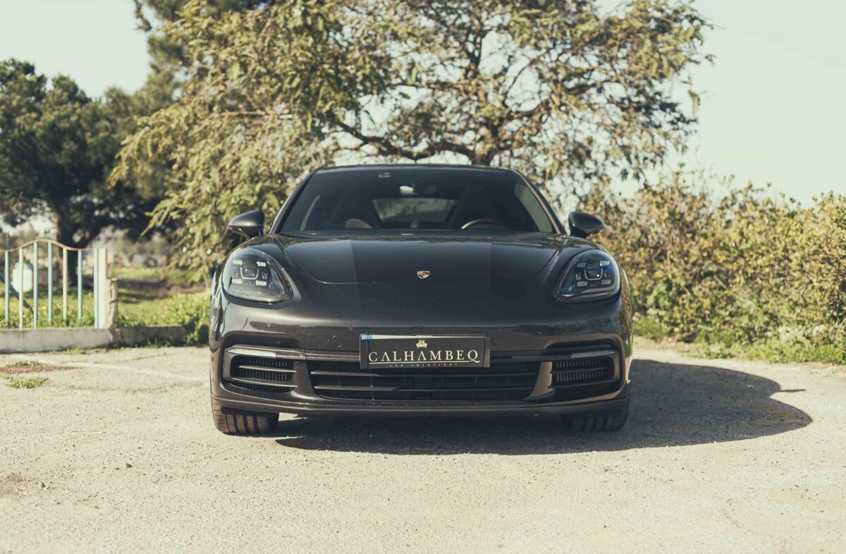 PORSCHE Panamera 4 E-Hybrid