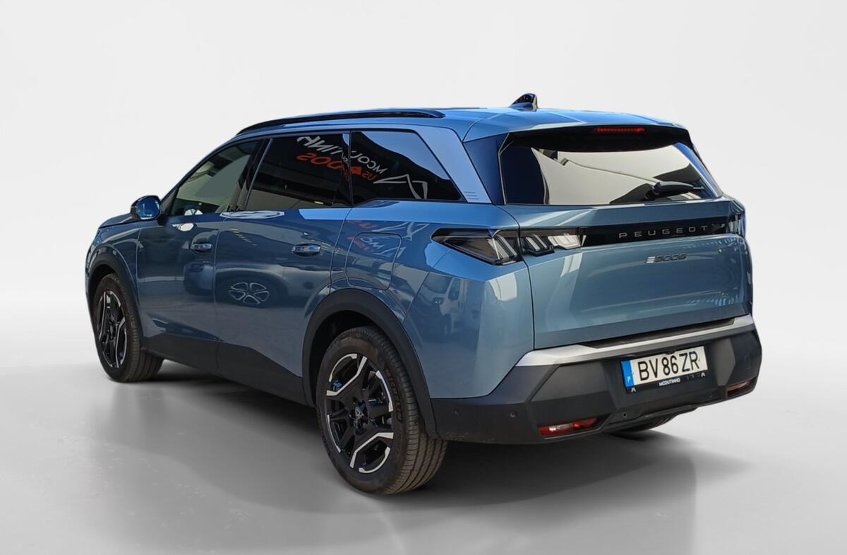 PEUGEOT 5008 e- 73 kWh Allure