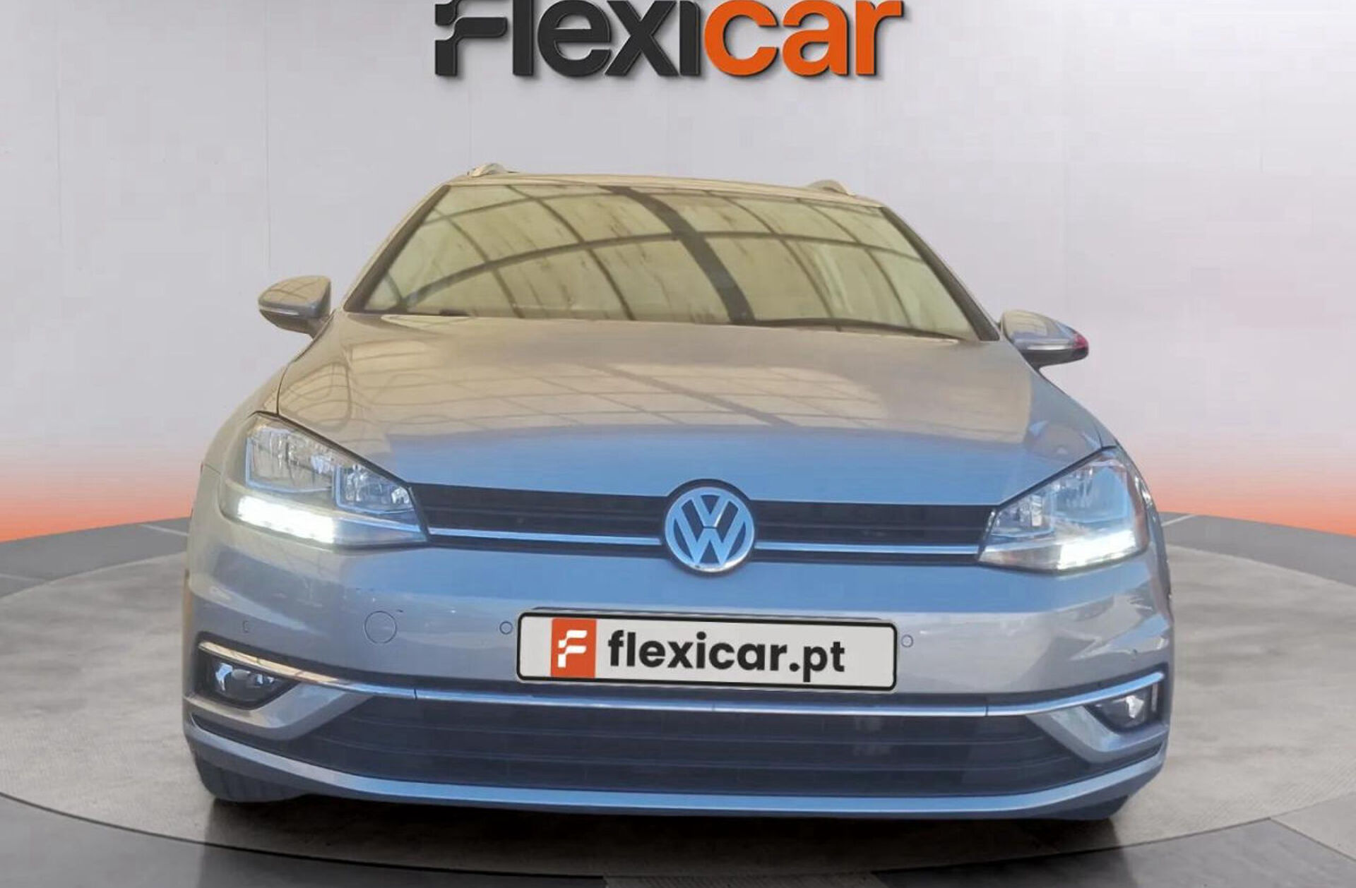 VOLKSWAGEN Golf 1.6 TDI Confortline