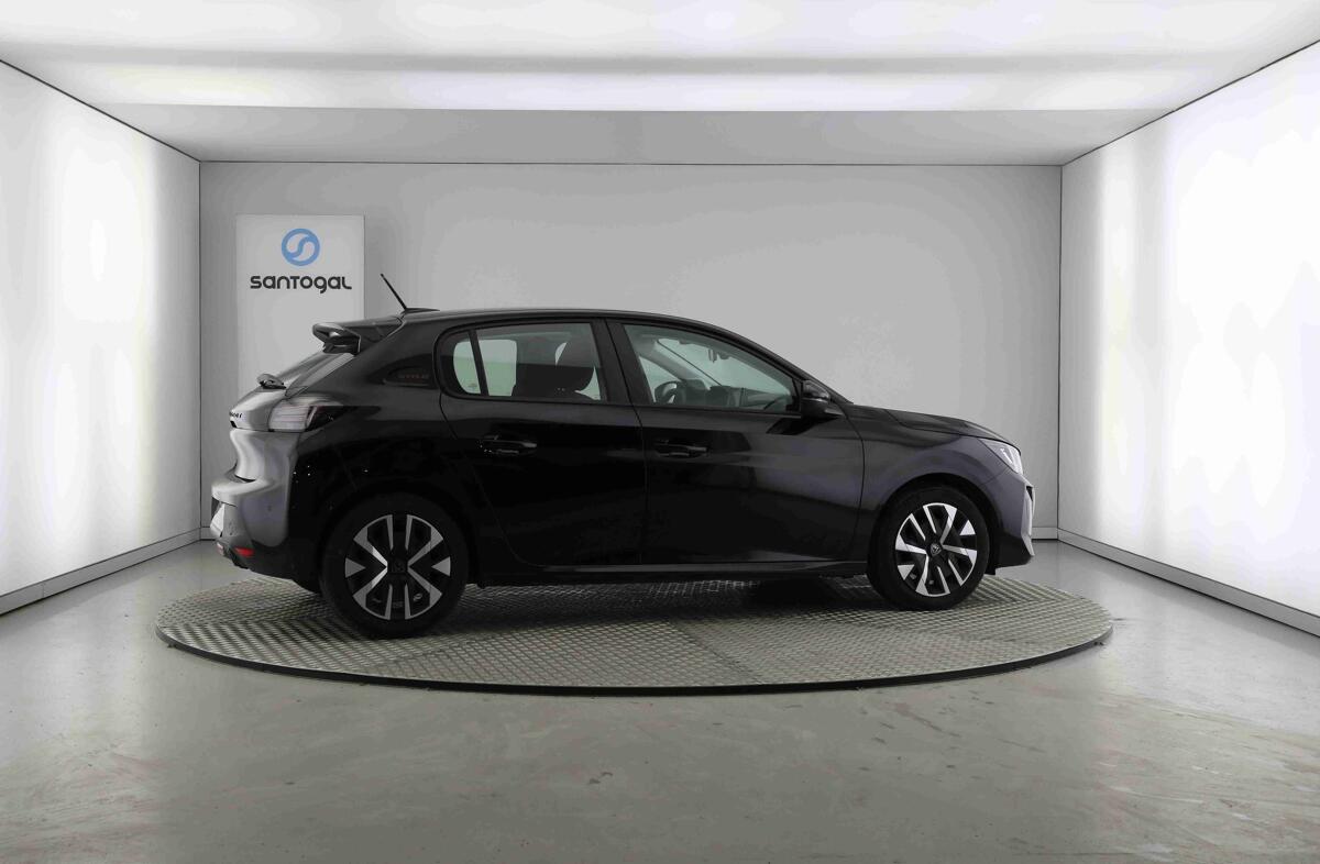 PEUGEOT 208 1.2 PureTech Style