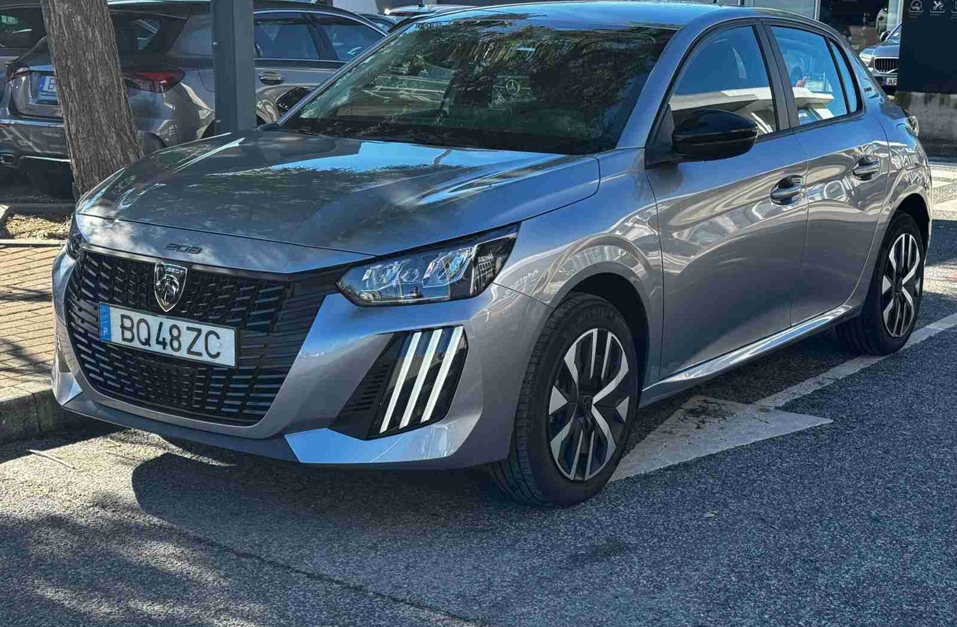 PEUGEOT 208 e- 51 kWh GT