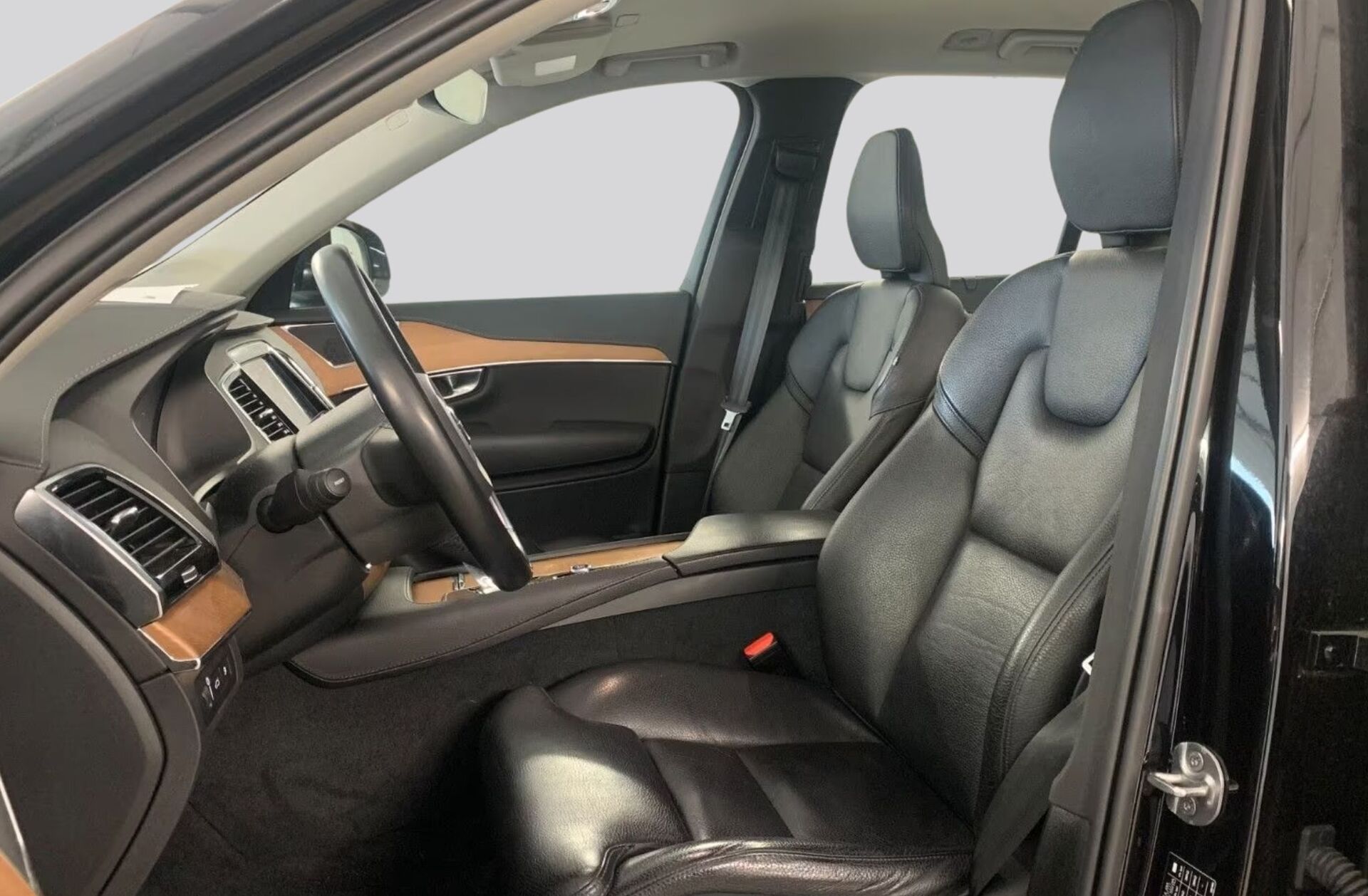 VOLVO XC90 2.0 T8 PHEV Plus Bright AWD