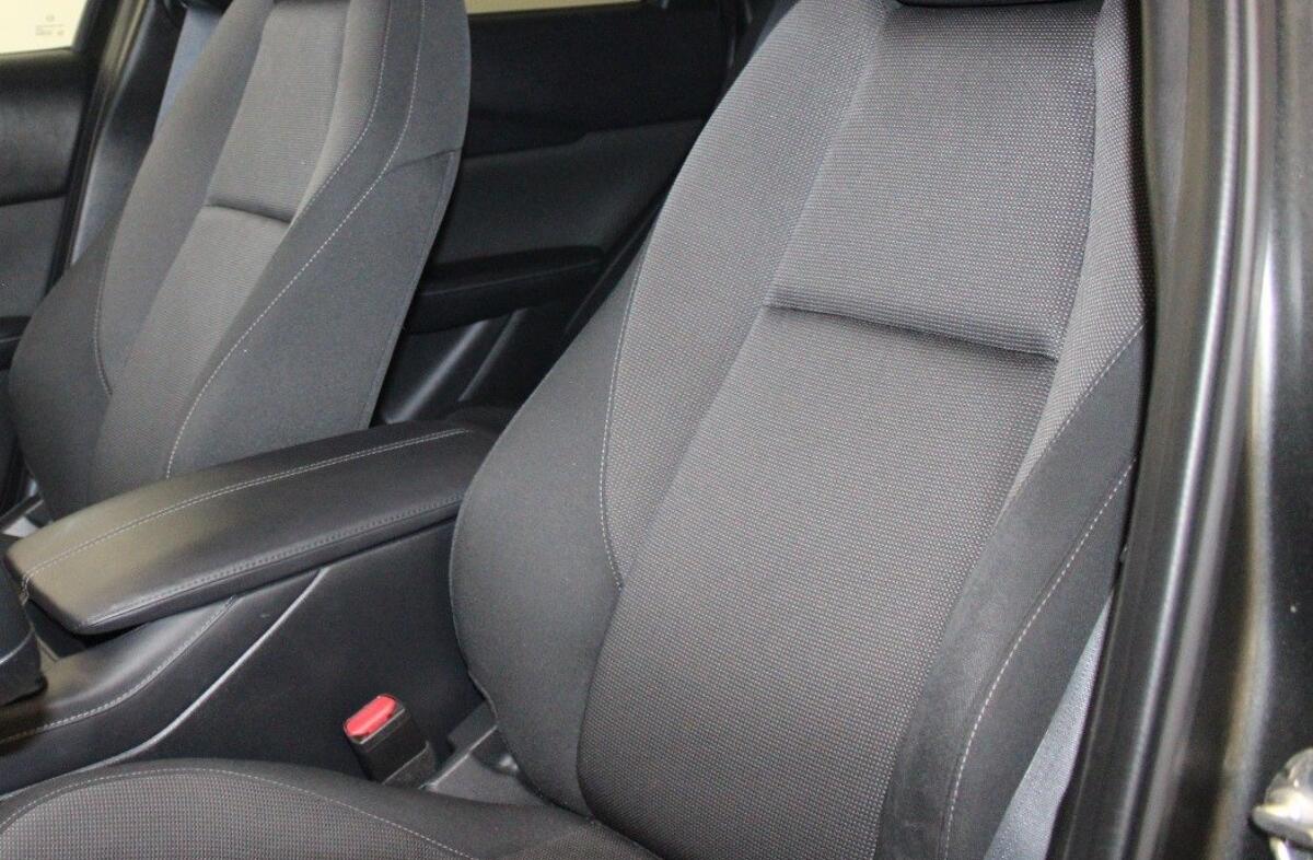 MAZDA CX-30 2.0 Sky-G Evolve