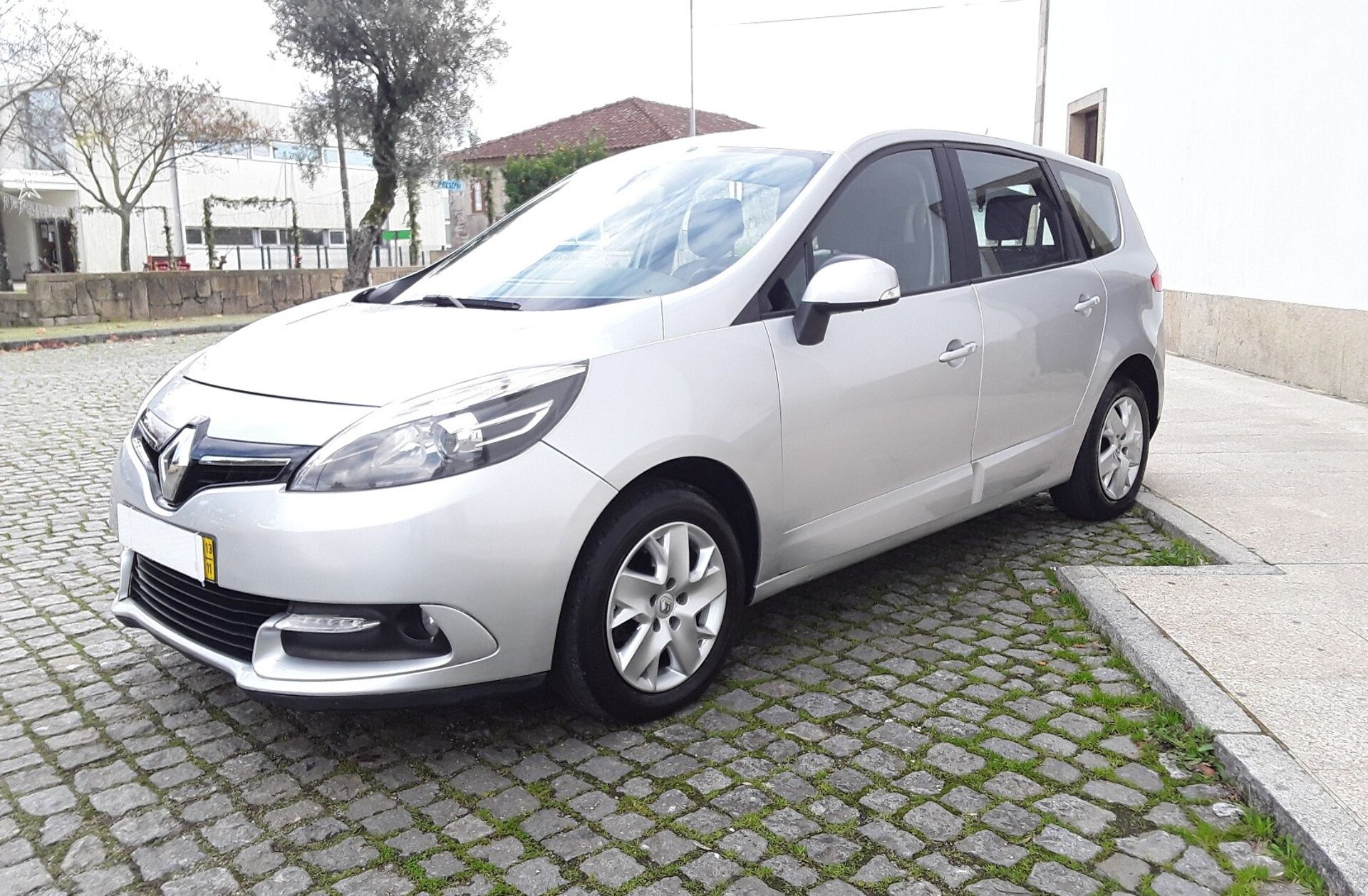 RENAULT Scénic G. 1.5 dCi Luxe SS