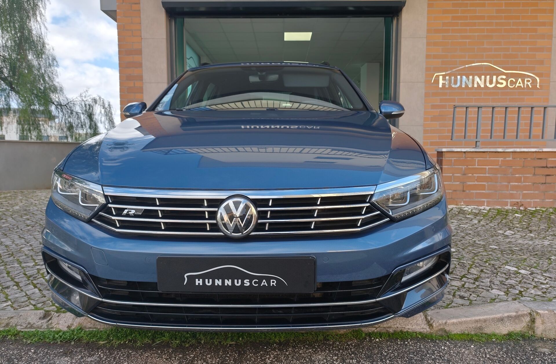 VOLKSWAGEN Passat 2.0 TDi R-Line DSG