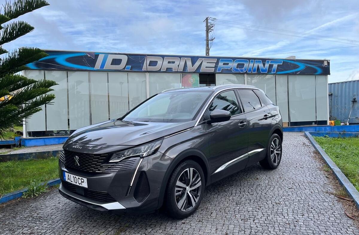 PEUGEOT 3008 1.6 Hybrid Allure Pack e-EAT8