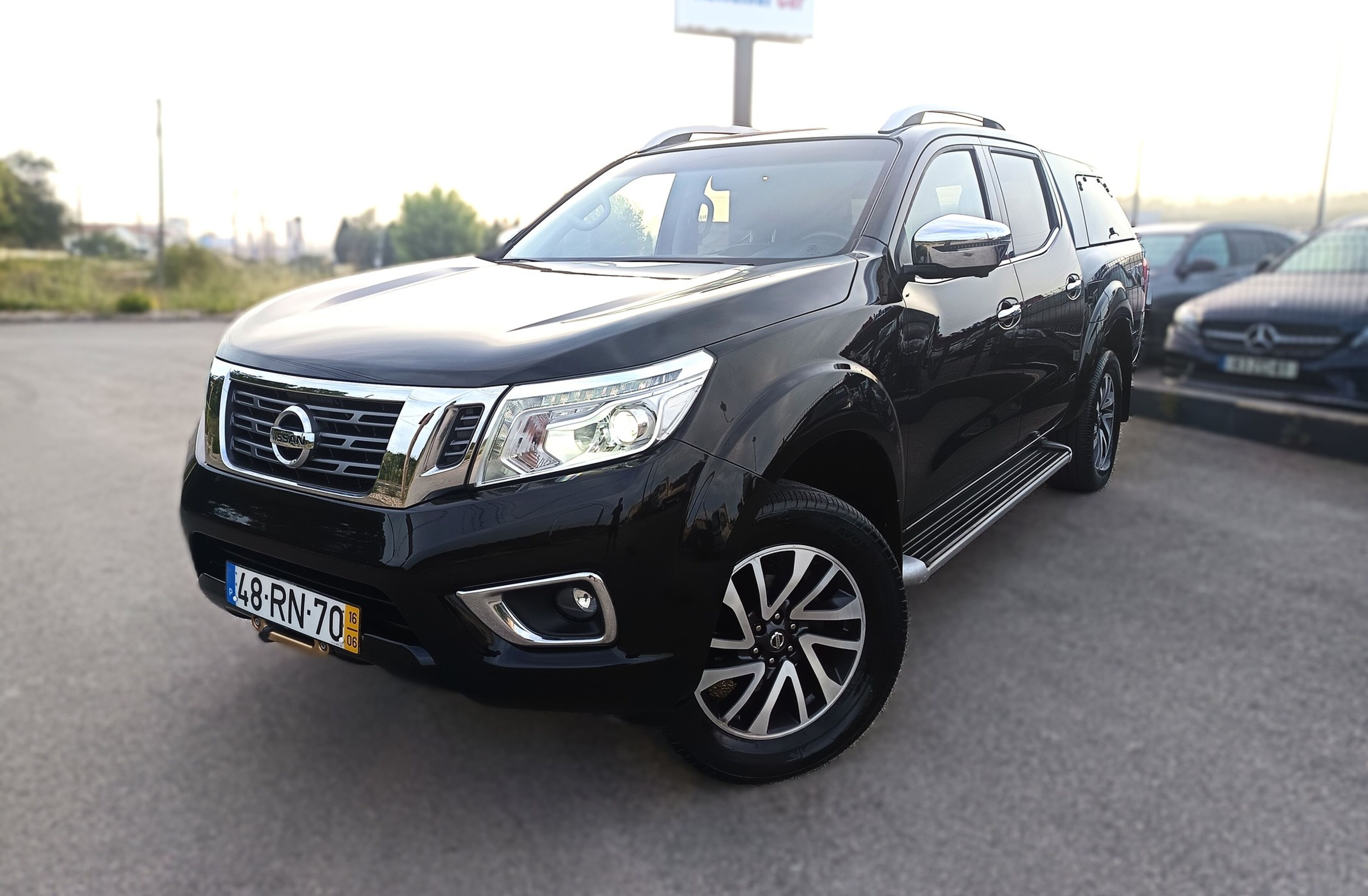 NISSAN Navara 2.3 dCi CD 4WD Tekna