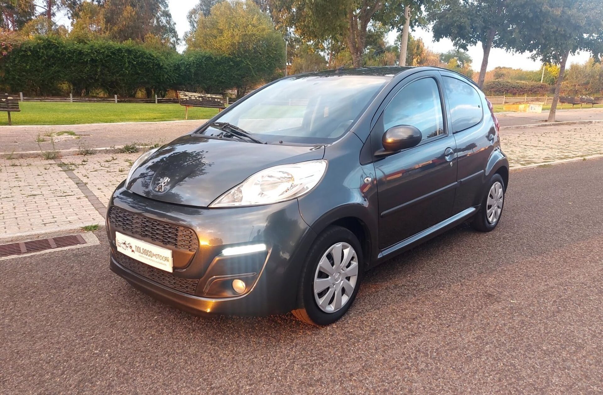 PEUGEOT 107 1.0 Active
