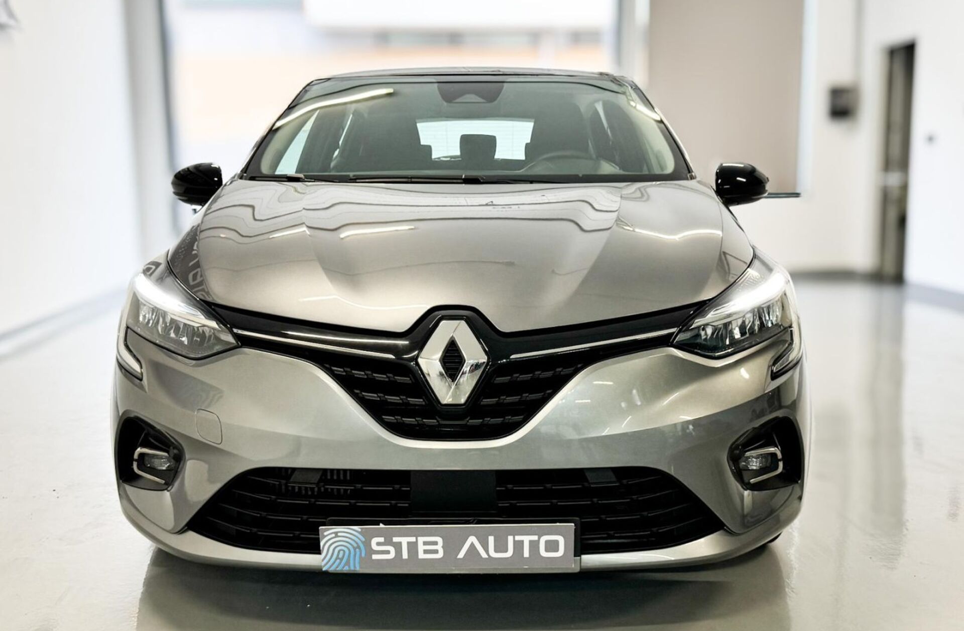 RENAULT Clio 1.0 TCe Equilibre