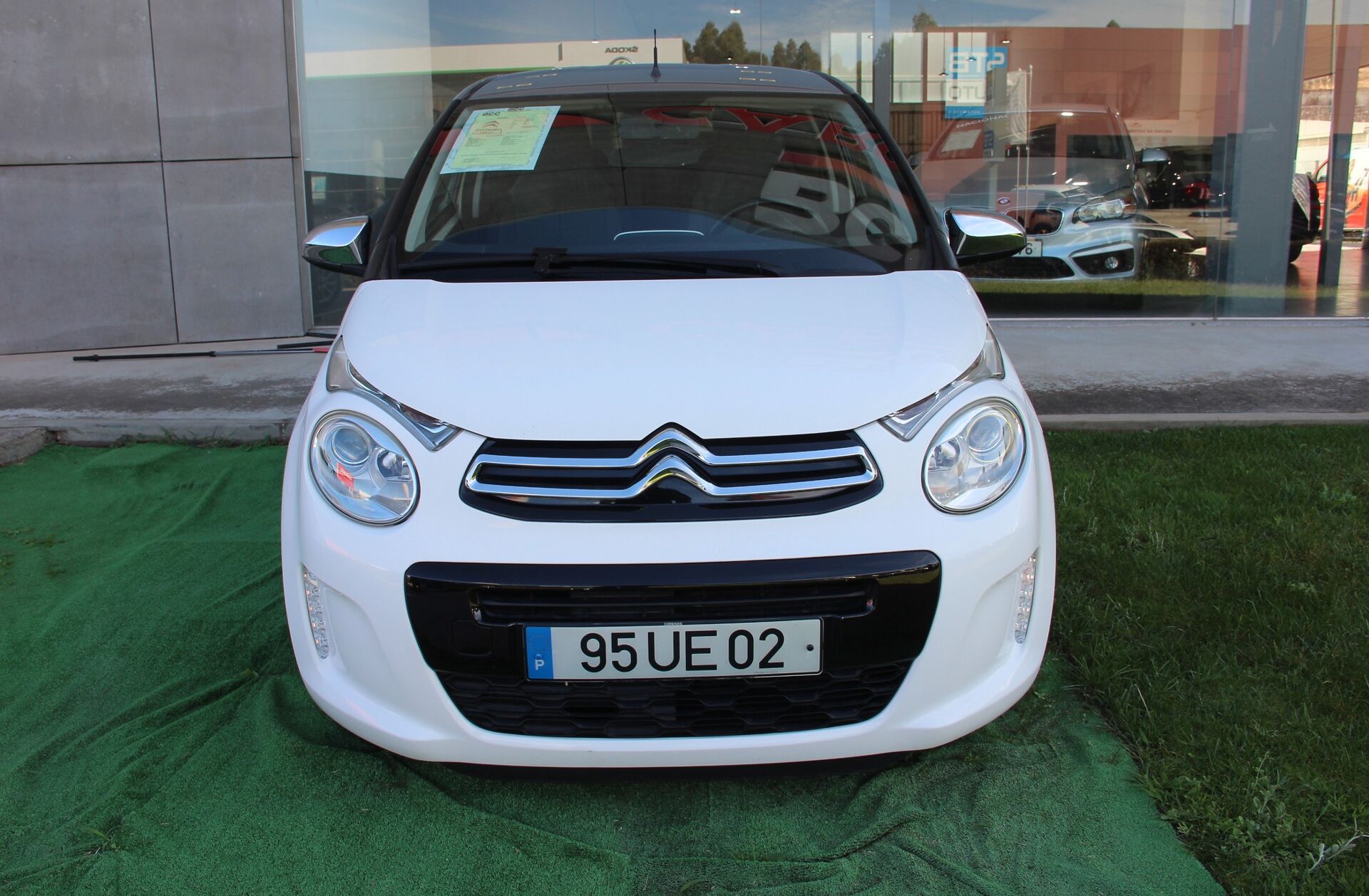 CITROEN C1 1.2 VTi Shine