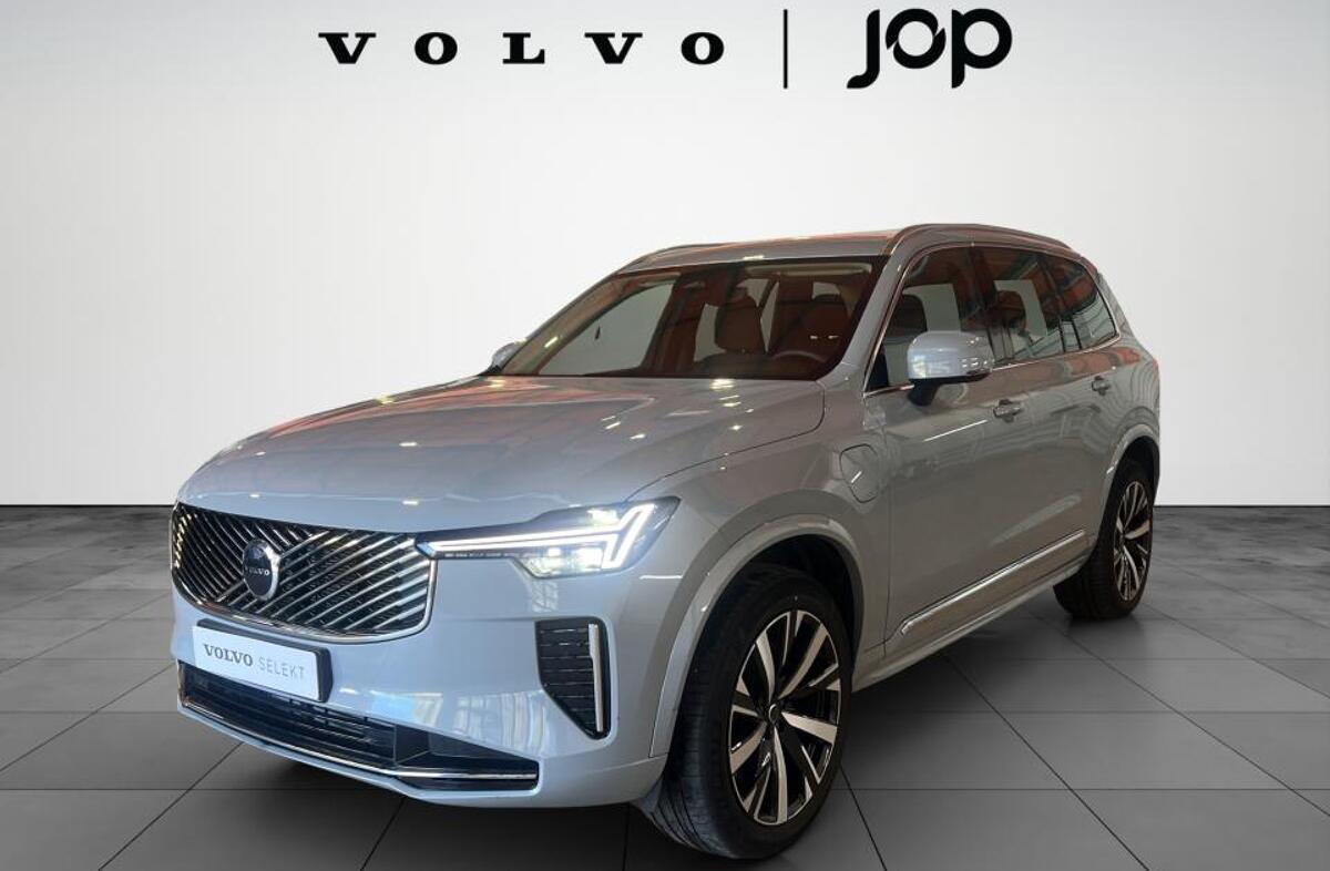 VOLVO XC90 2.0 T8 PHEV Core AWD
