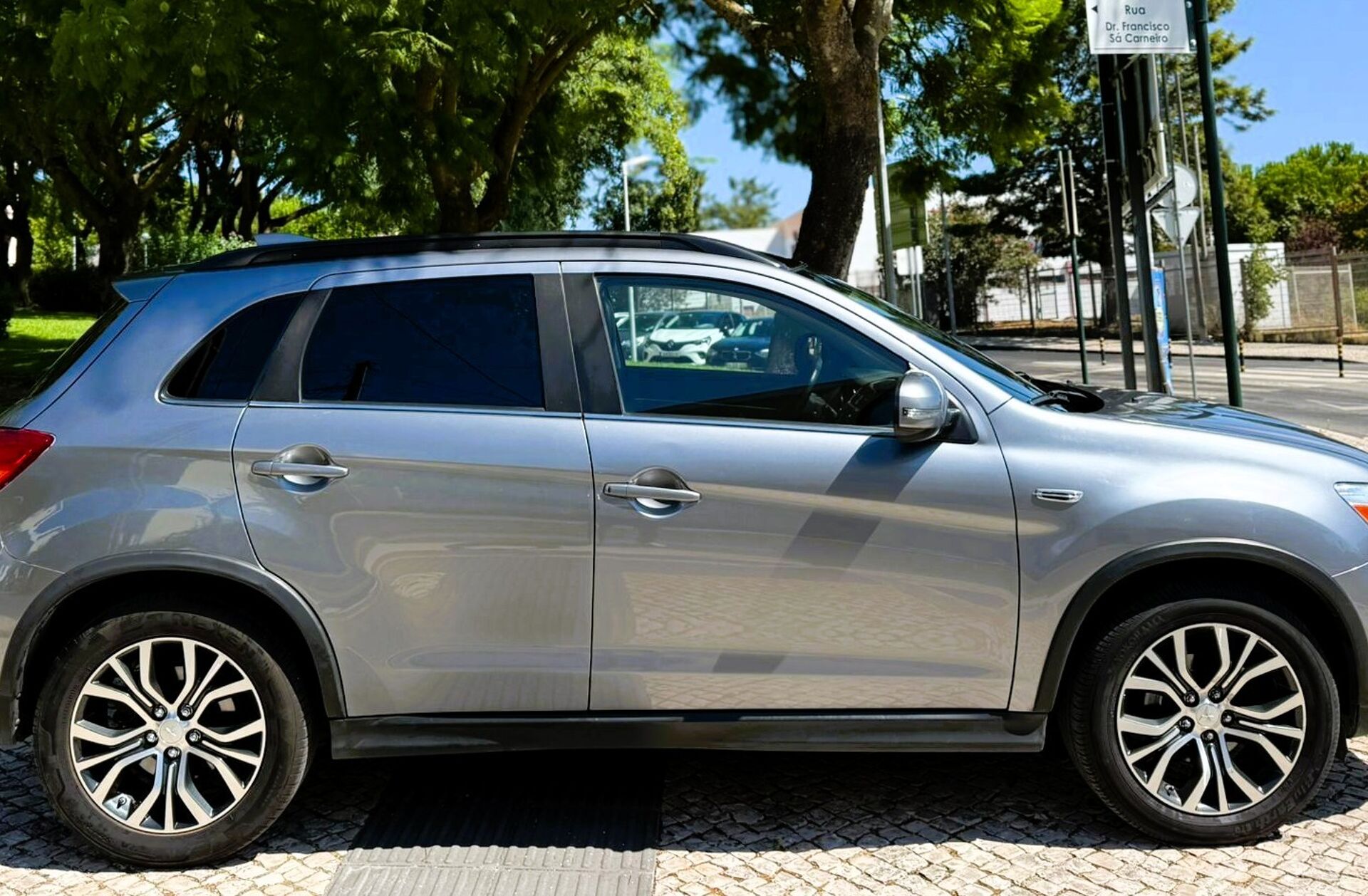 MITSUBISHI ASX 1.6 DI-D Instyle Connect Edition