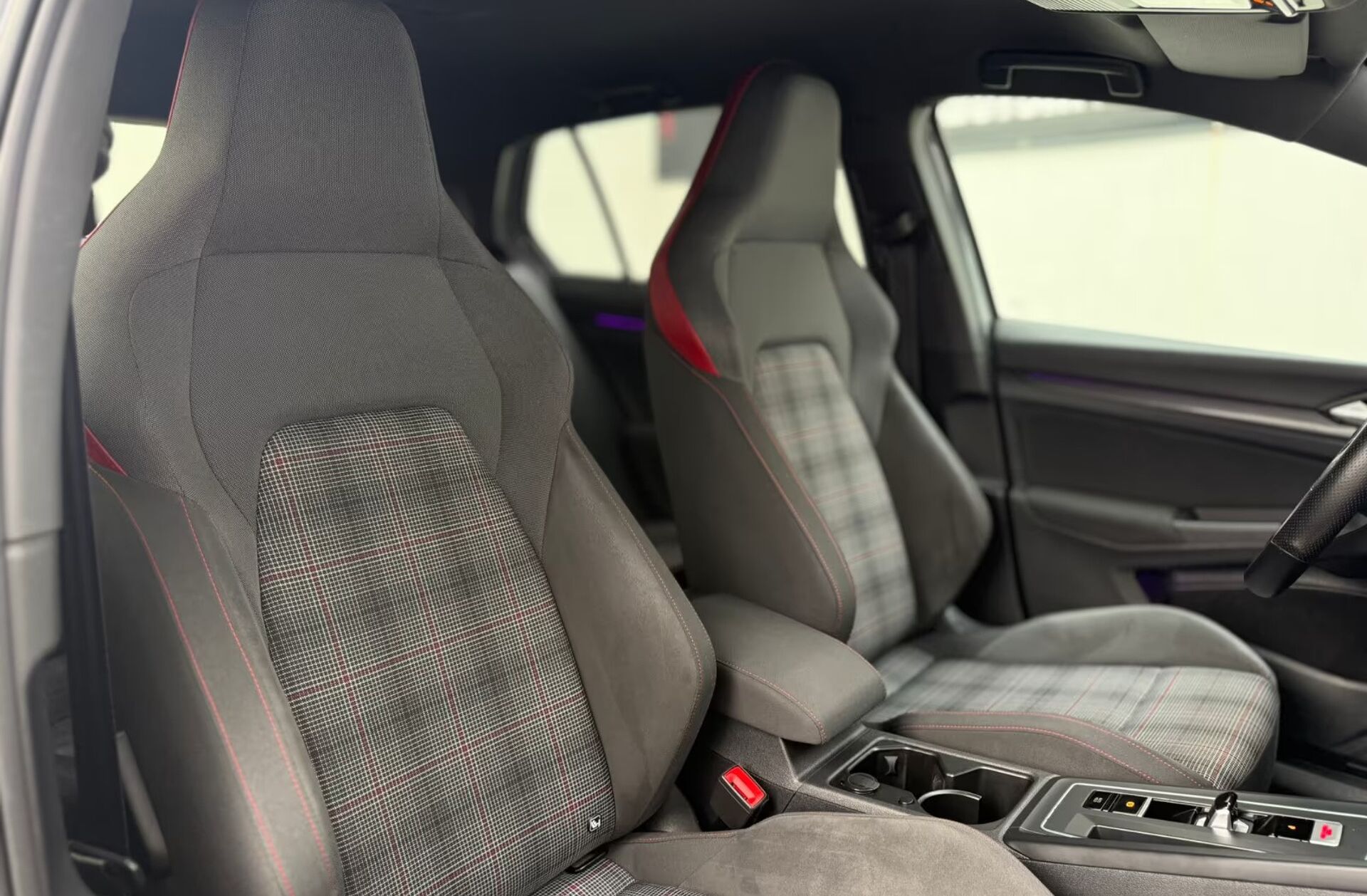 VOLKSWAGEN Golf 2.0 TSI GTI DSG