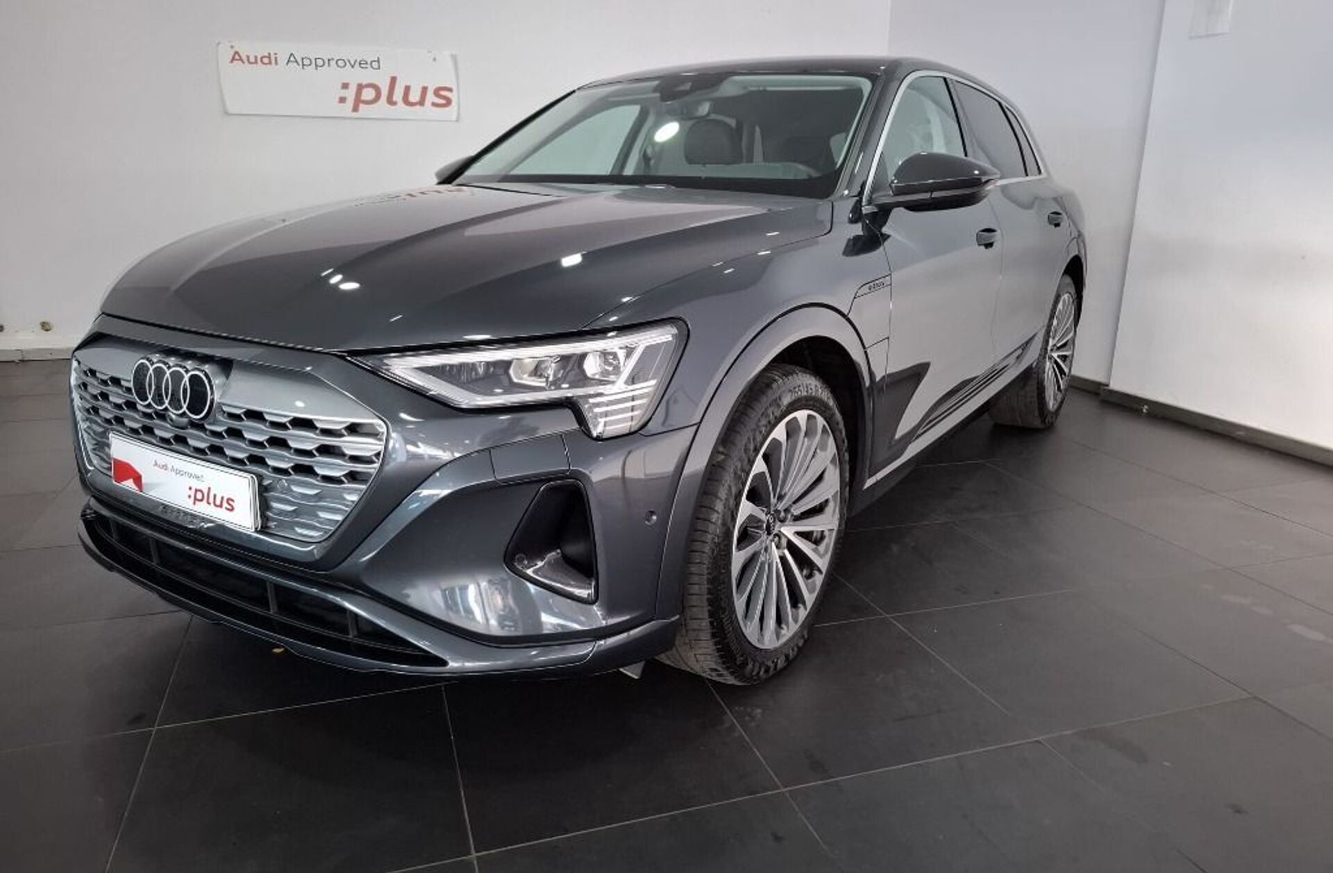AUDI Q8 55 quattro Advanced
