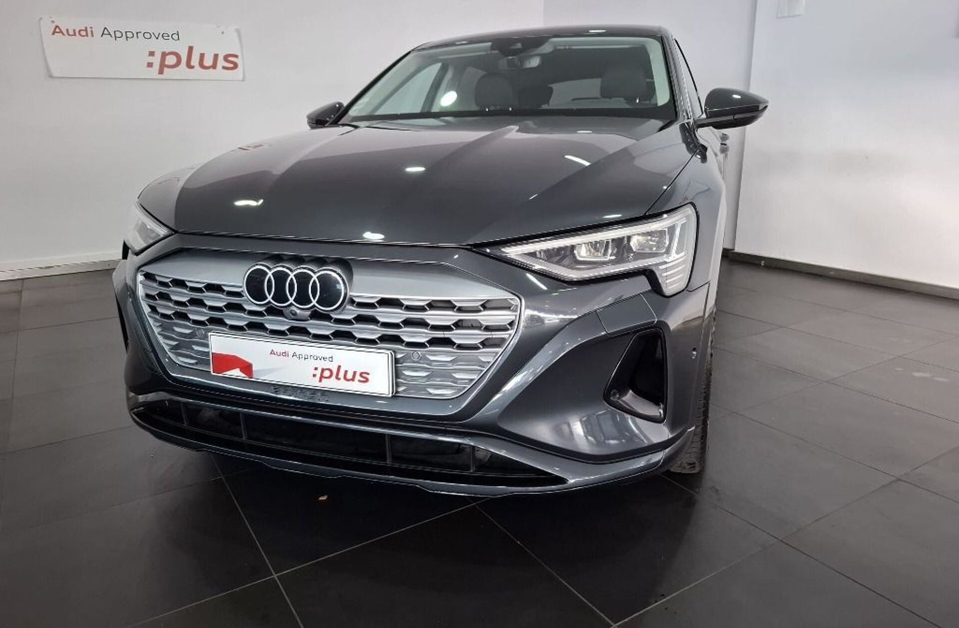 AUDI Q8 55 quattro Advanced