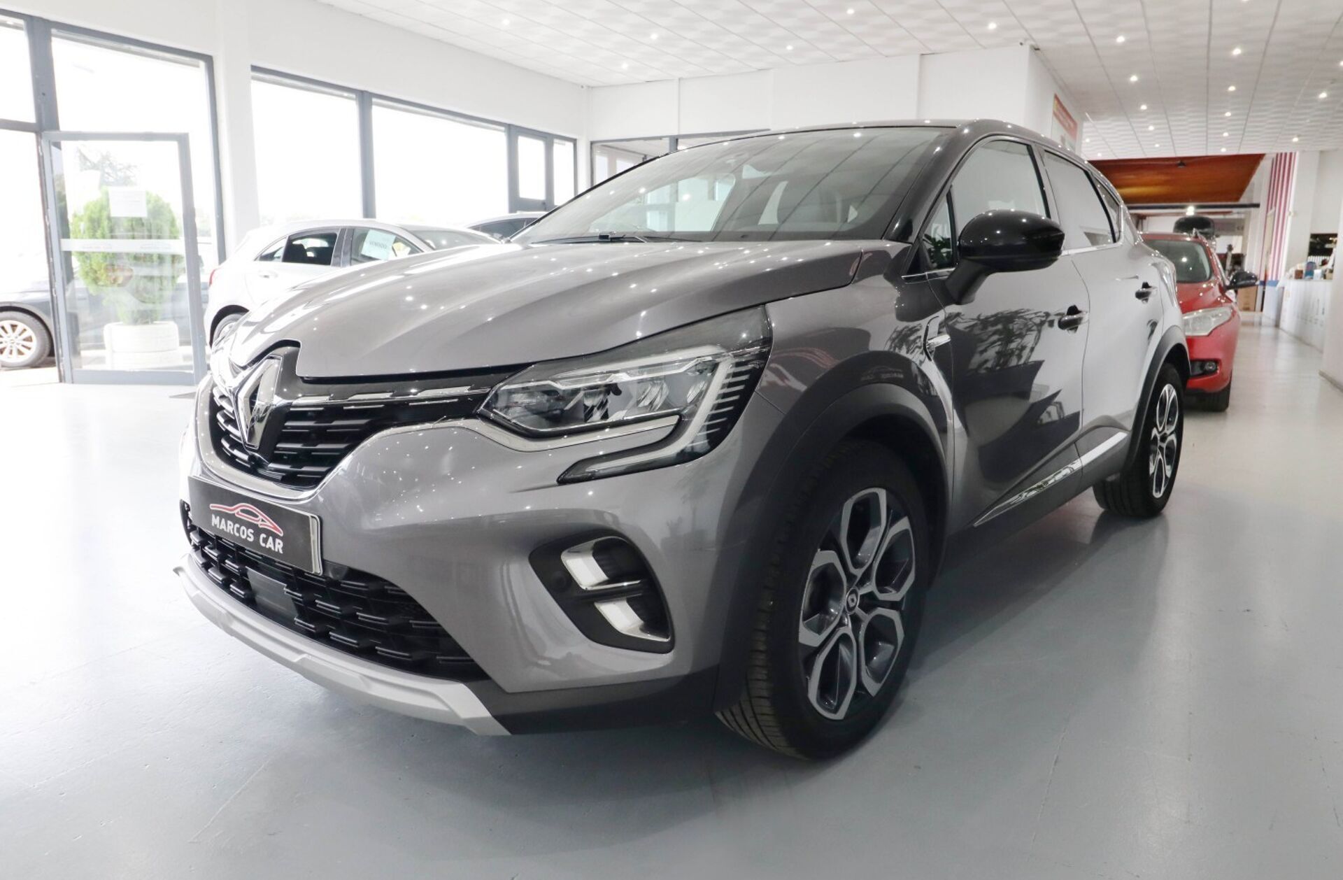 RENAULT Captur 1.0 TCe Intens