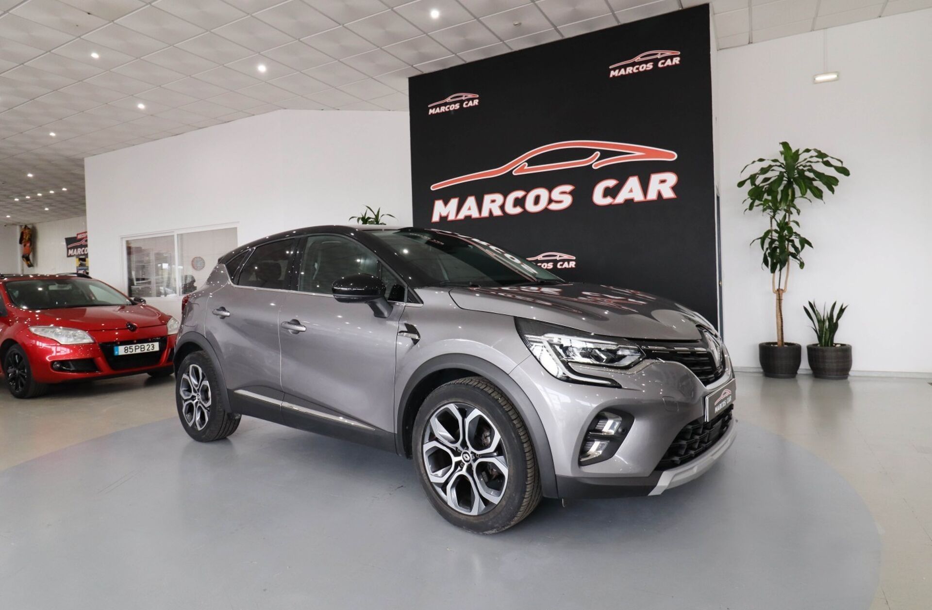 RENAULT Captur 1.0 TCe Intens