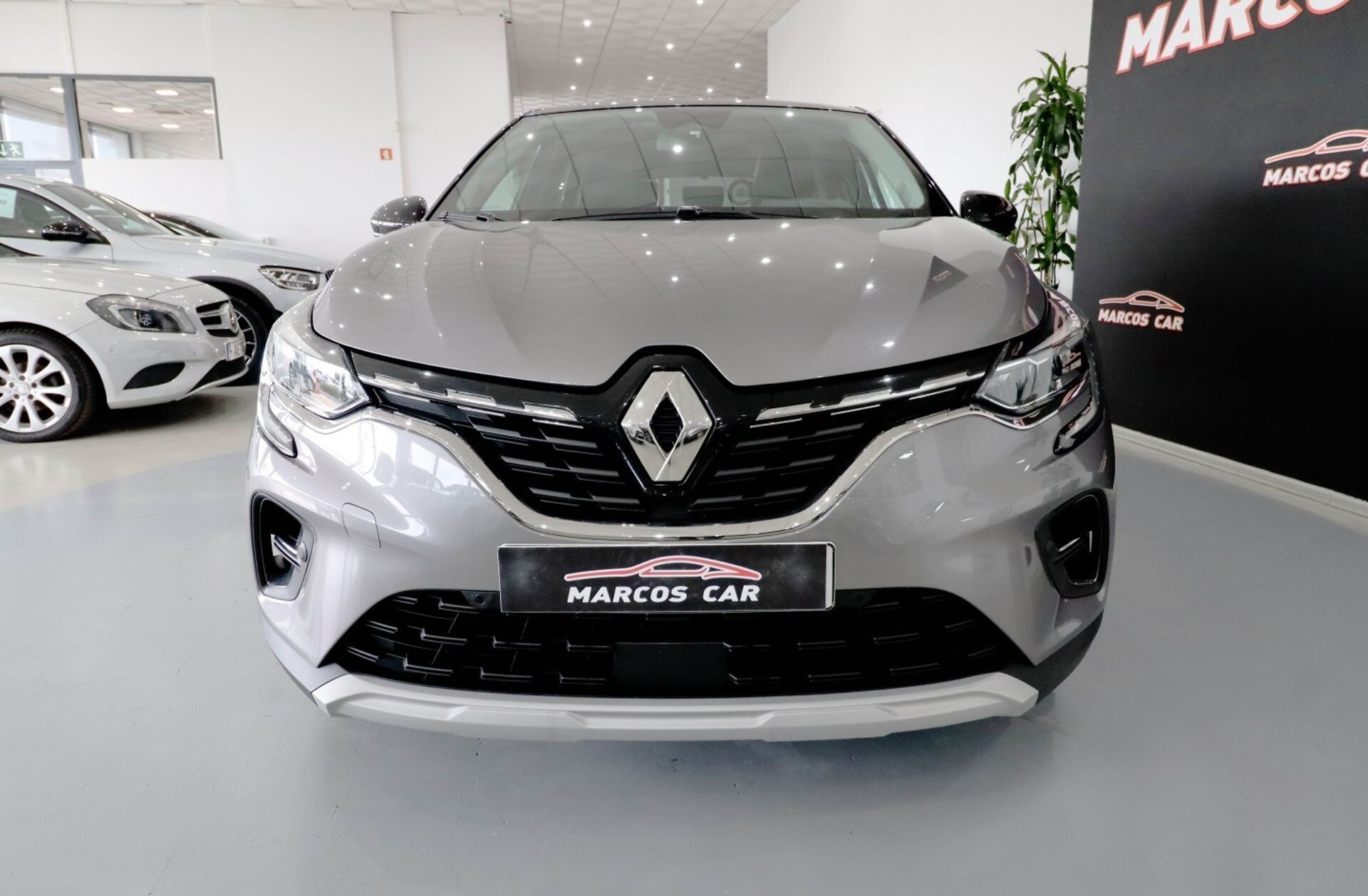 RENAULT Captur 1.0 TCe Intens