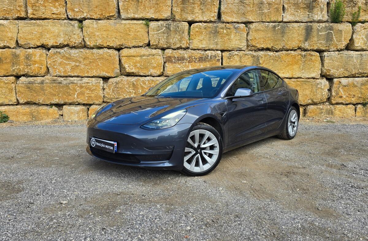 TESLA Model 3 Long-Range Dual Motor AWD