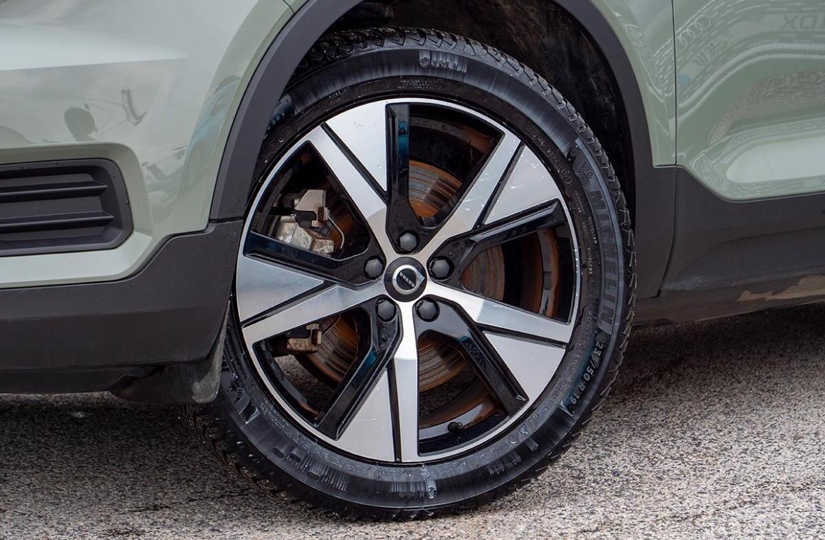 VOLVO XC40 Recharge Pro