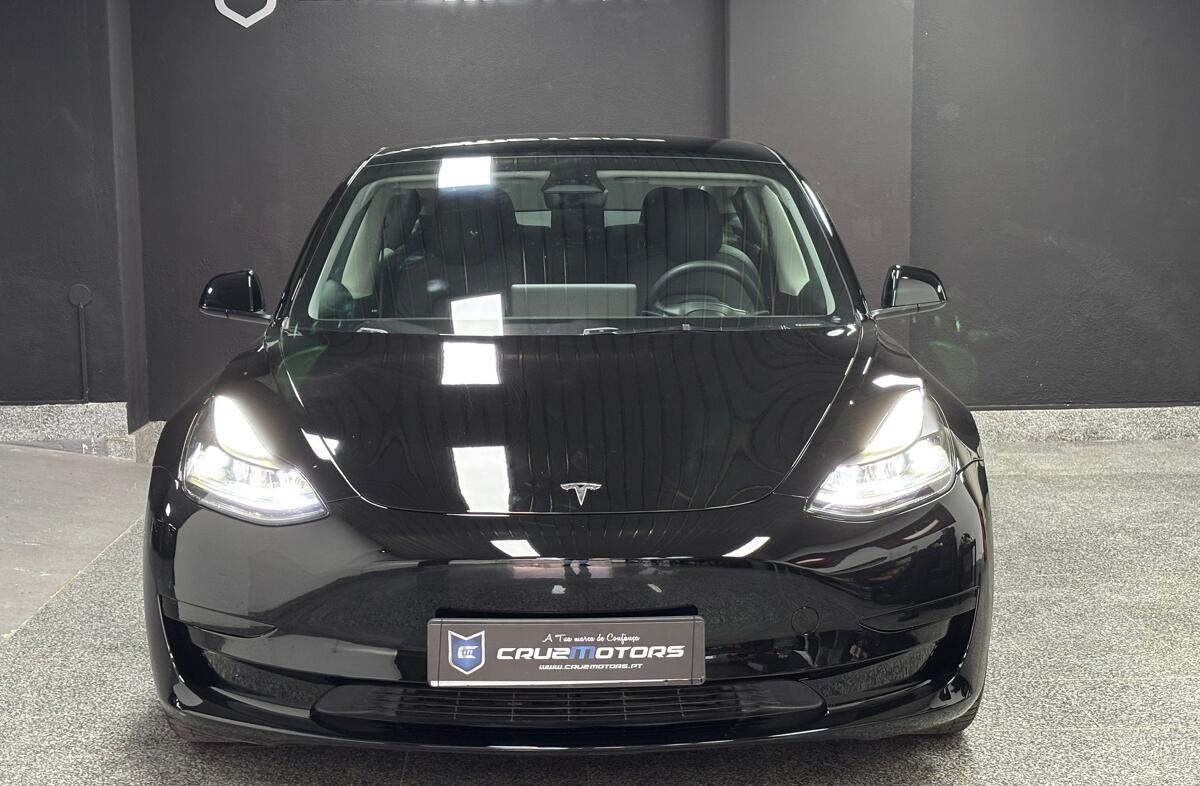 TESLA Model 3 Tração Traseira