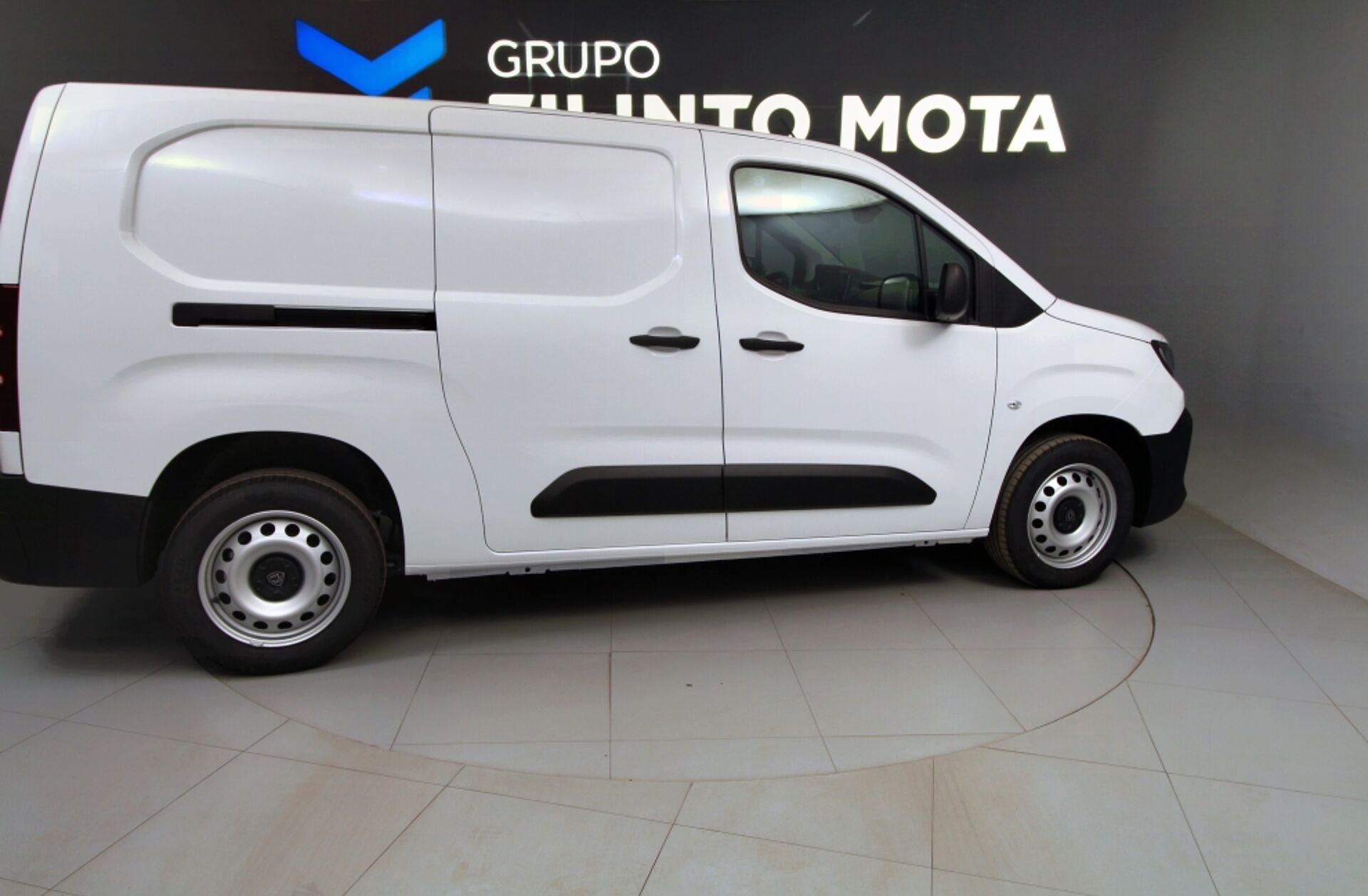 PEUGEOT Partner 1.5 BlueHDi Standard