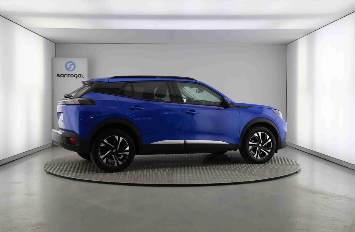 PEUGEOT 2008 e- 50 kWh GT