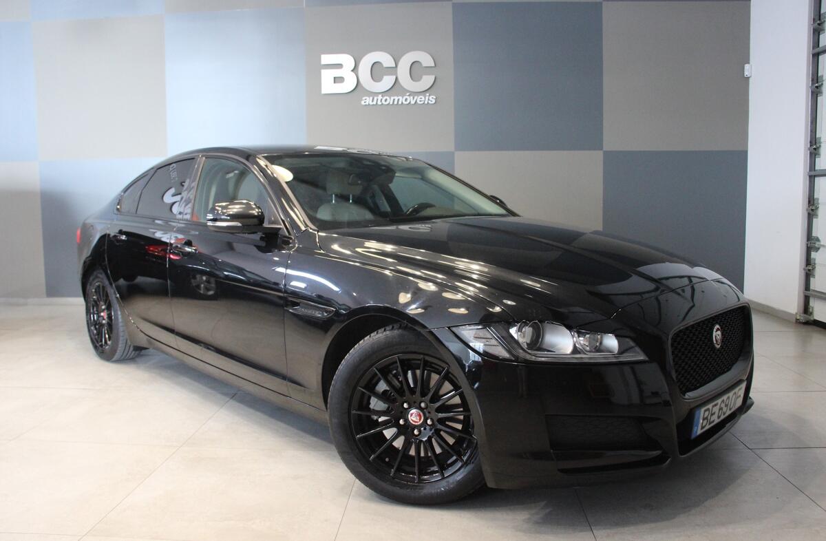 JAGUAR XF 2.0 D Prestige Aut.