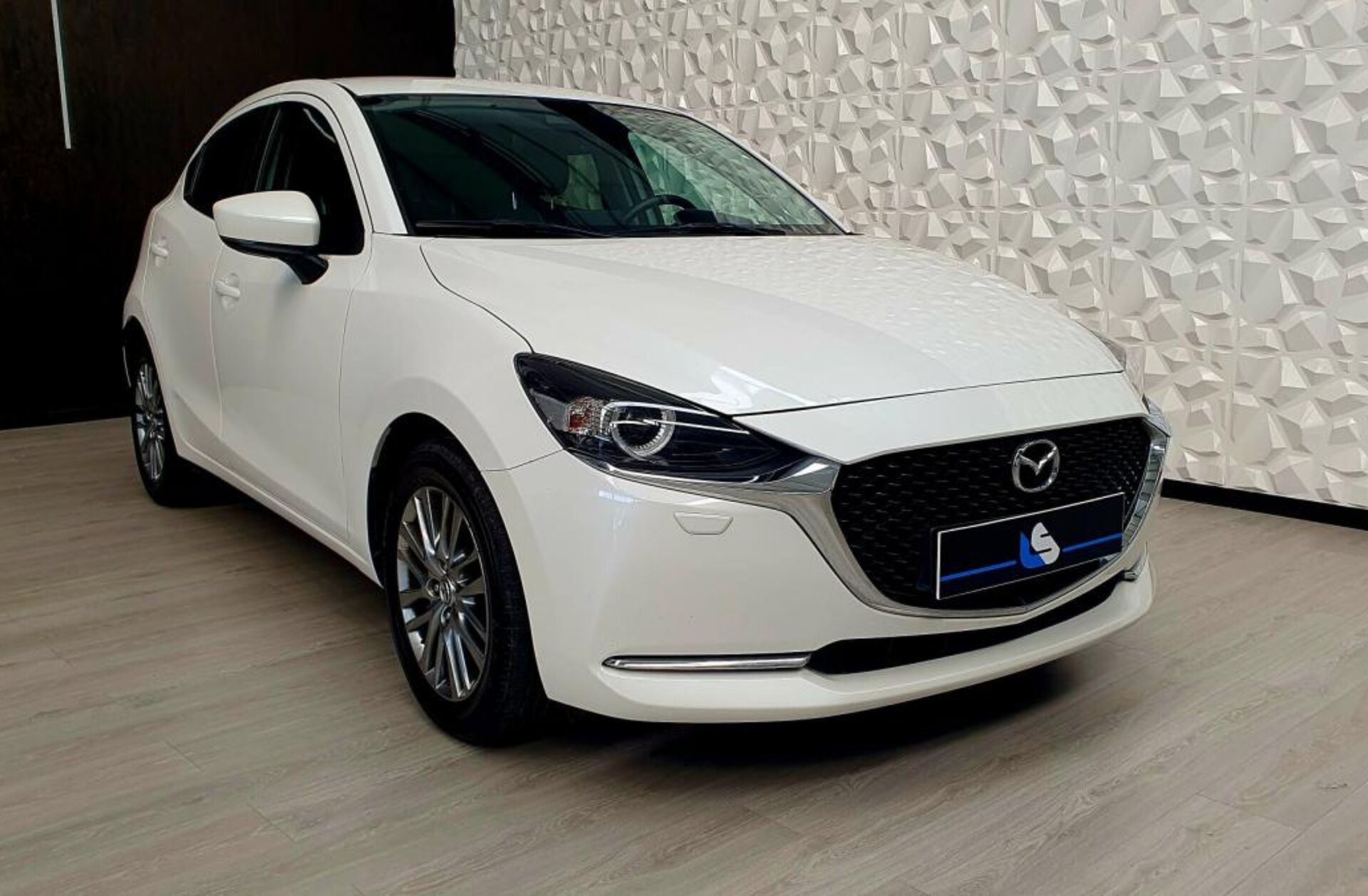MAZDA 2 Mazda 1.5 Sky-G Evolve Navi