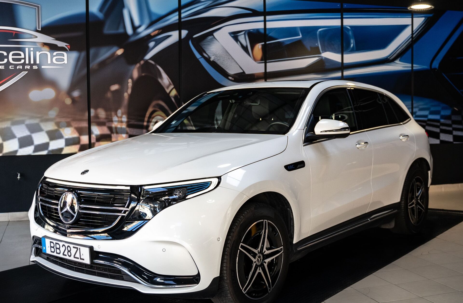 MERCEDES EQC 400 4MATIC AMG LINE AUTOMATICO
