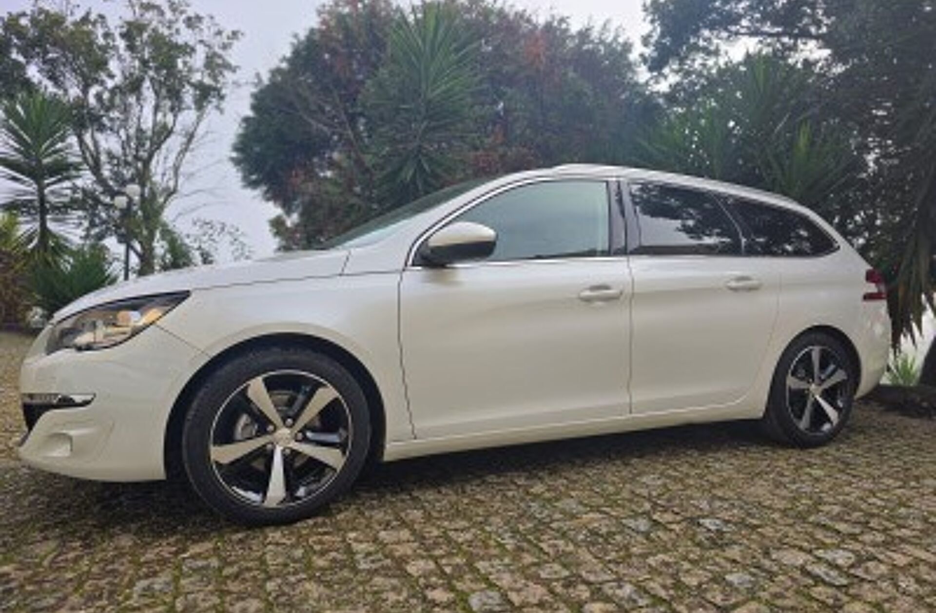 PEUGEOT 308 SW 1.6 BlueHDi Allure