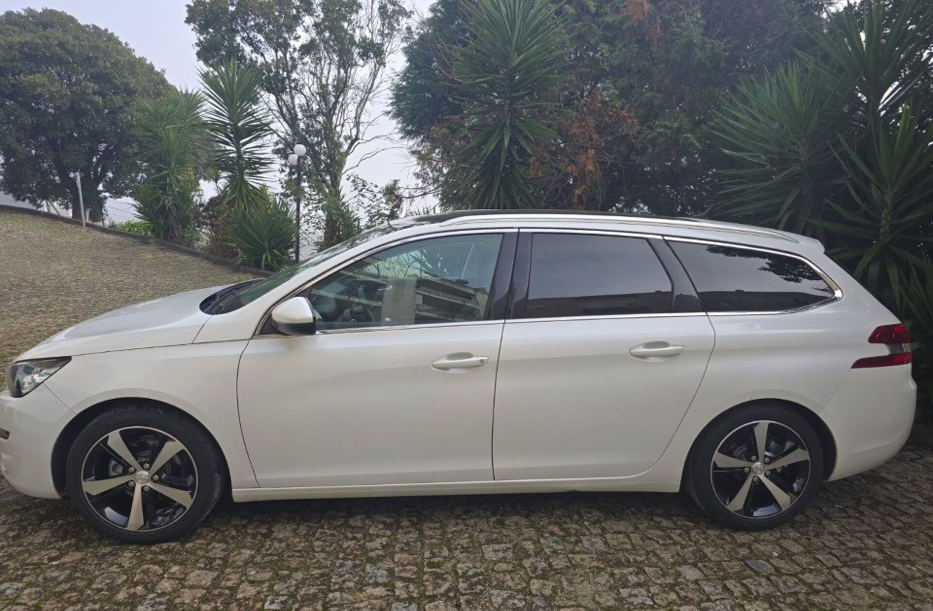 PEUGEOT 308 SW 1.6 BlueHDi Allure