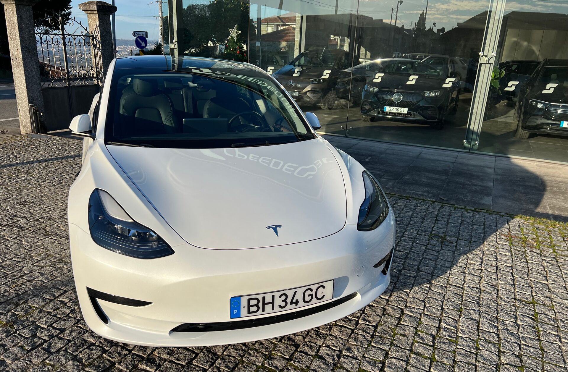 TESLA Model 3 Long Range Tração Integral