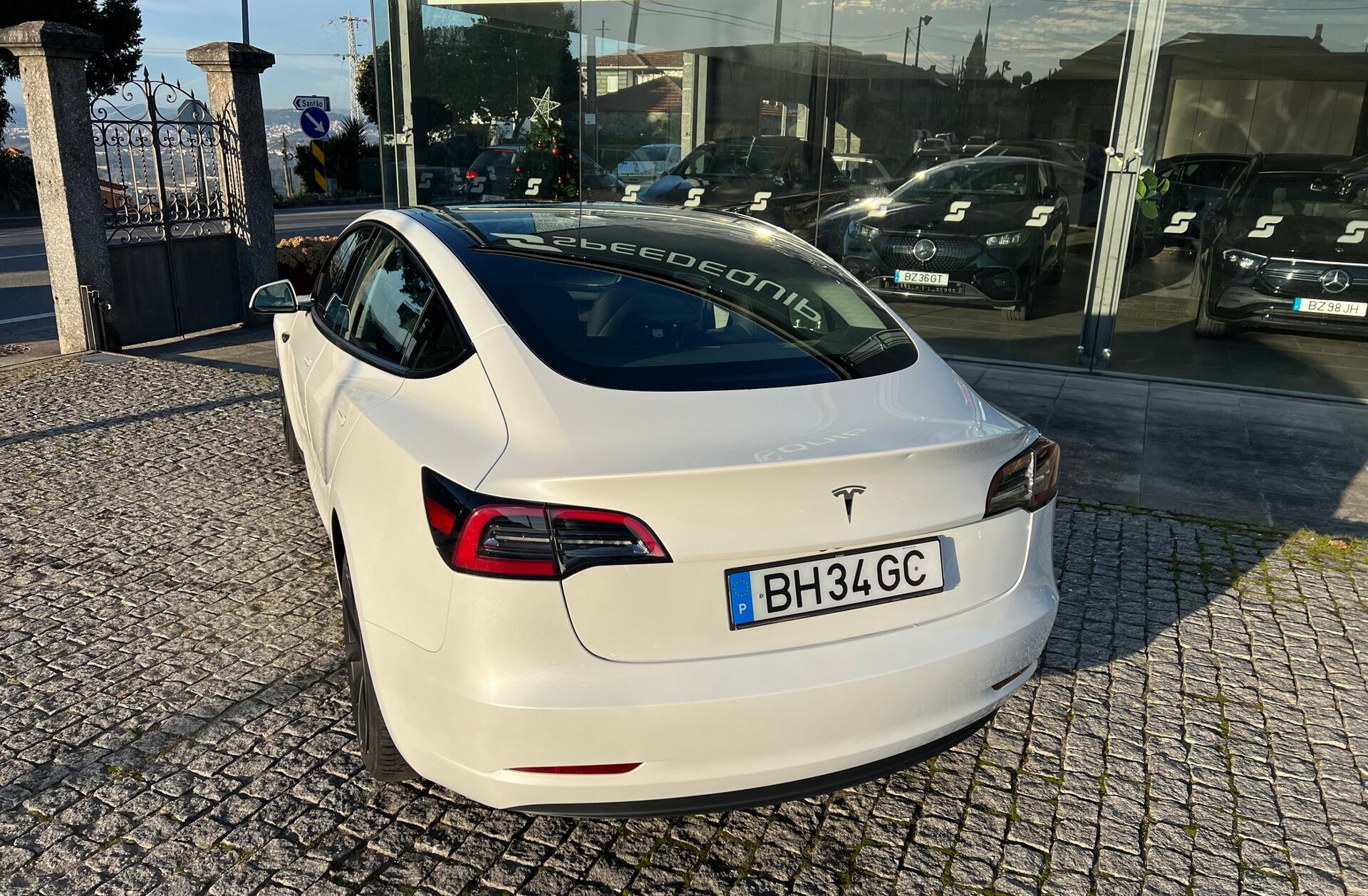 TESLA Model 3 Long Range Tração Integral