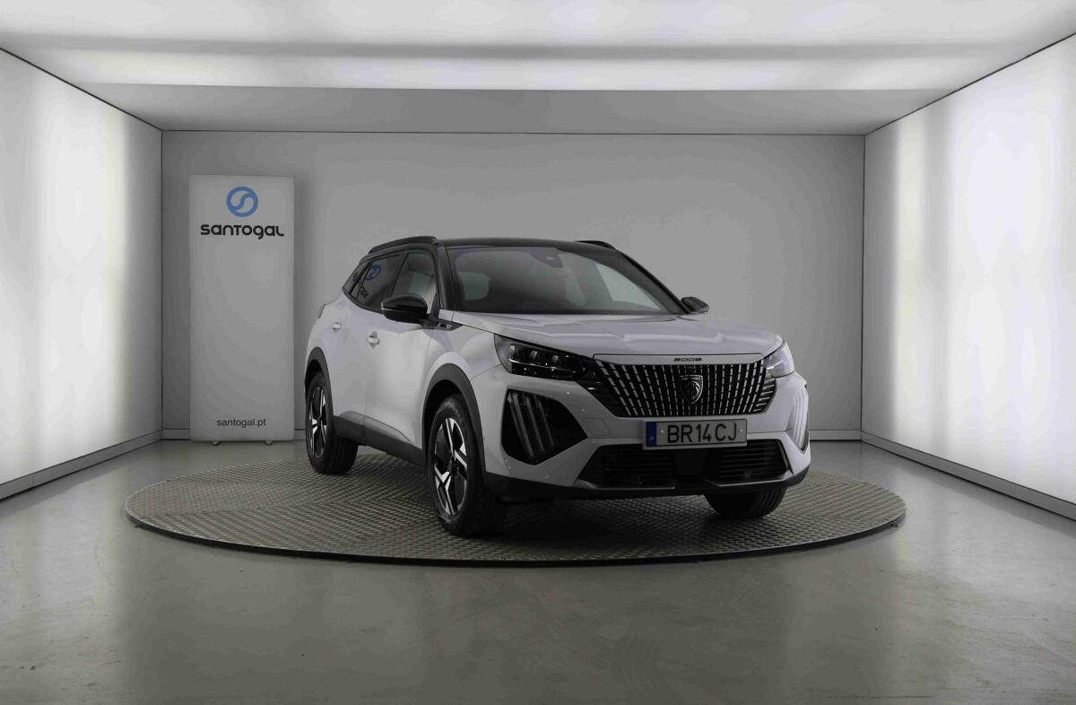 PEUGEOT 2008 e- 54 kWh GT