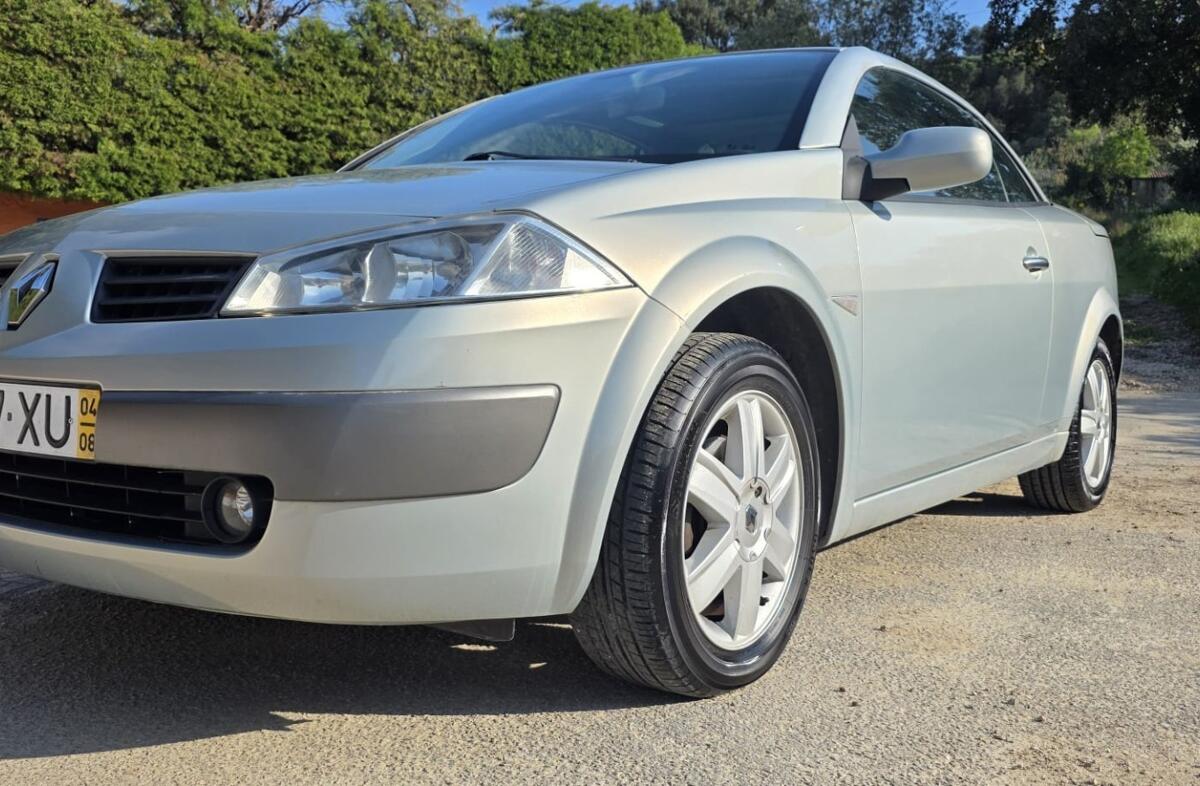 RENAULT Mégane 1.6 16V Luxe Dynamique