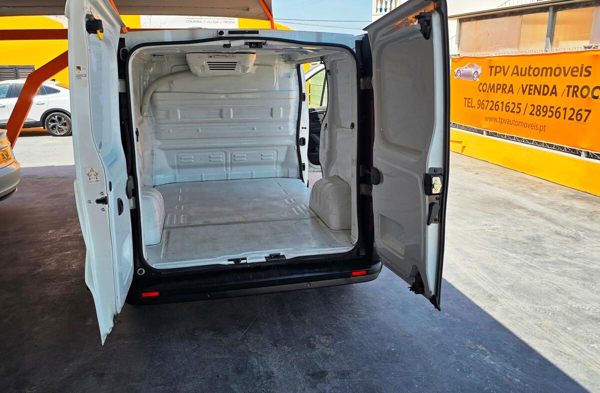 RENAULT Trafic 2.0 Blue dCi L1 Intens