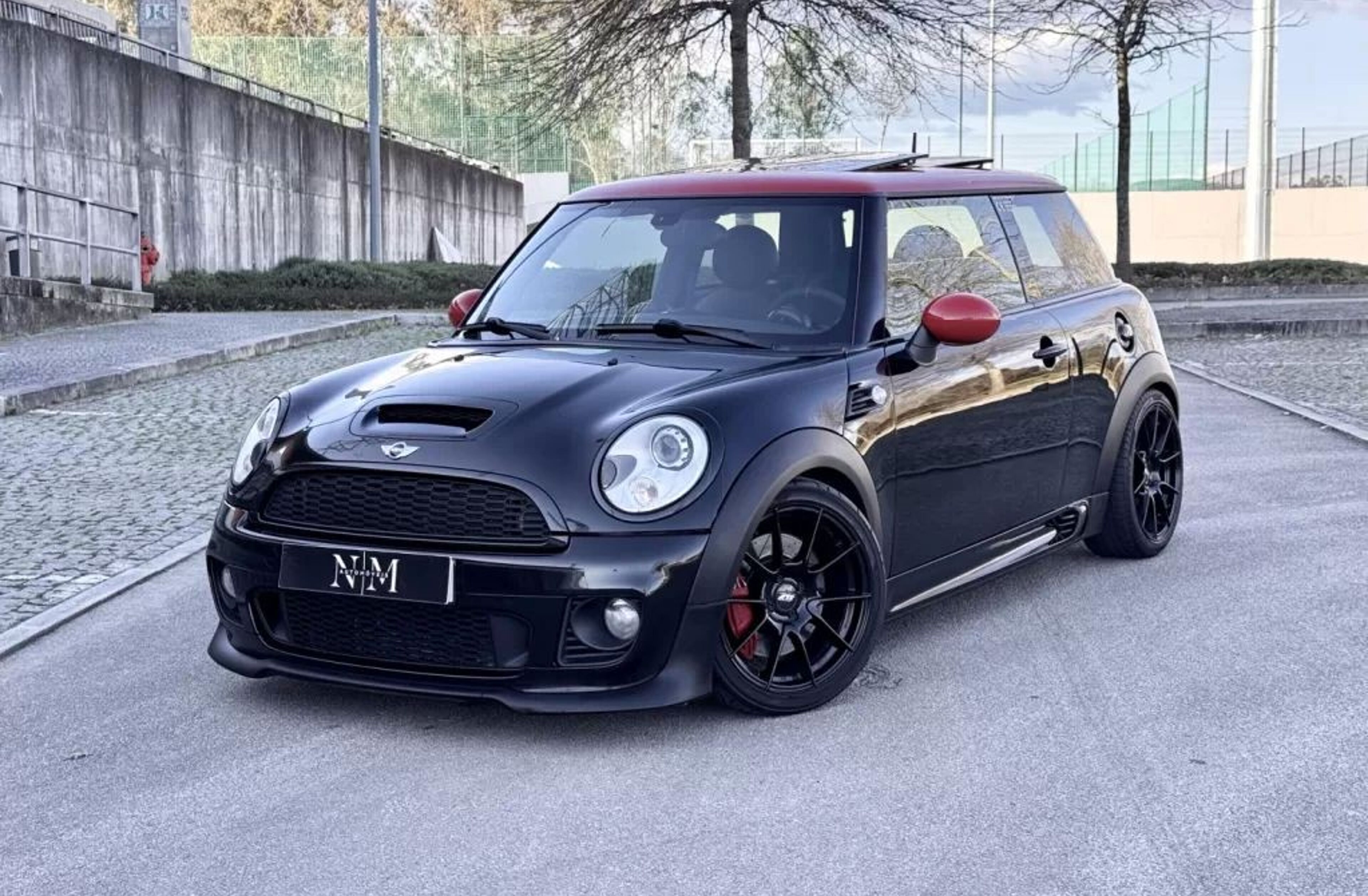 MINI Mini .
