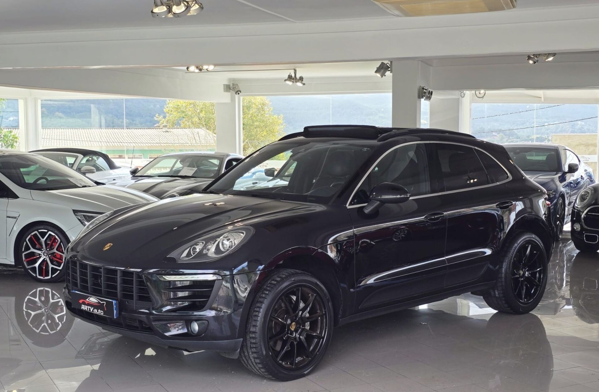 PORSCHE Macan S