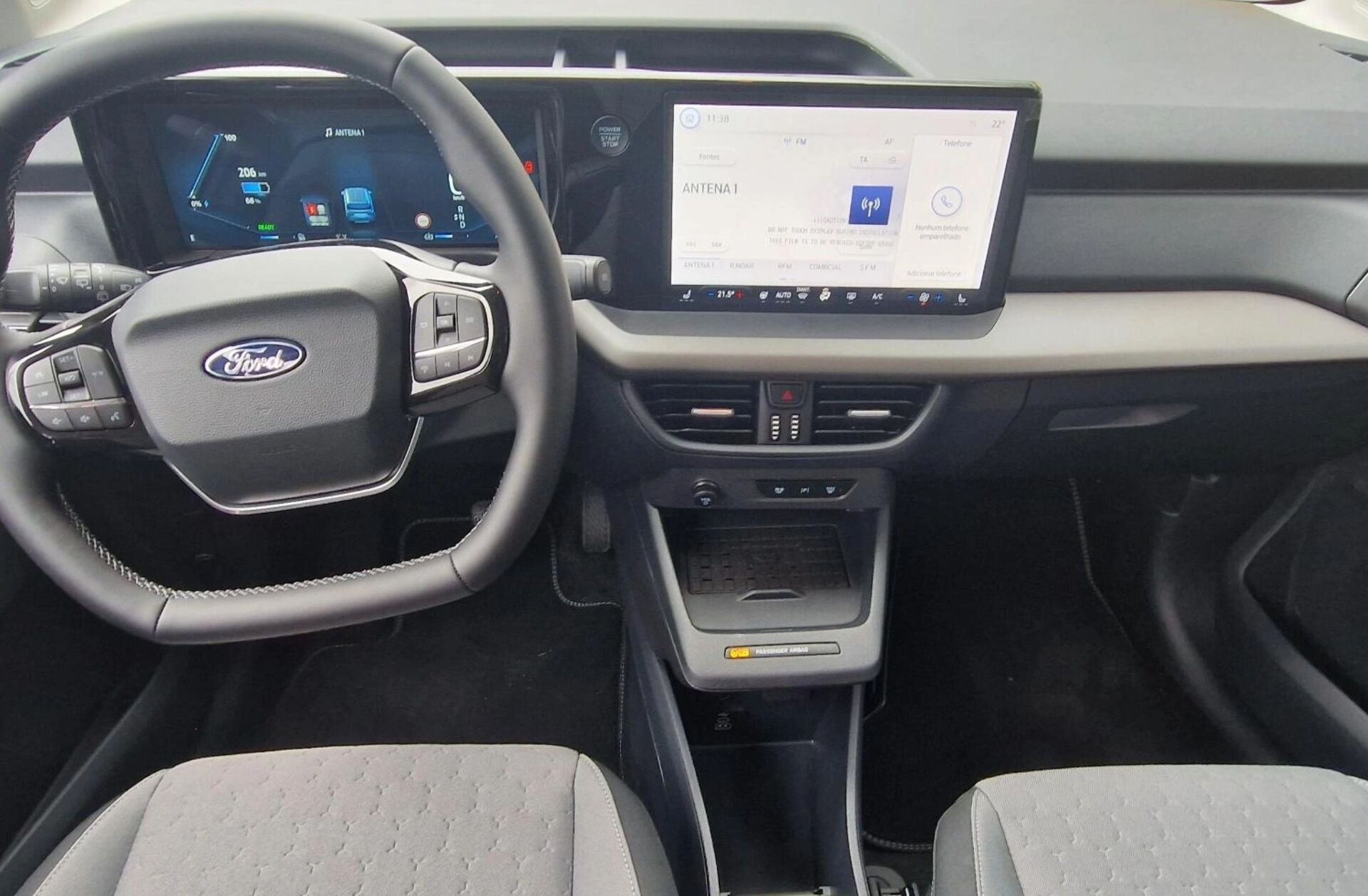 FORD Courier E-Tourneo  43 kWh Titanium